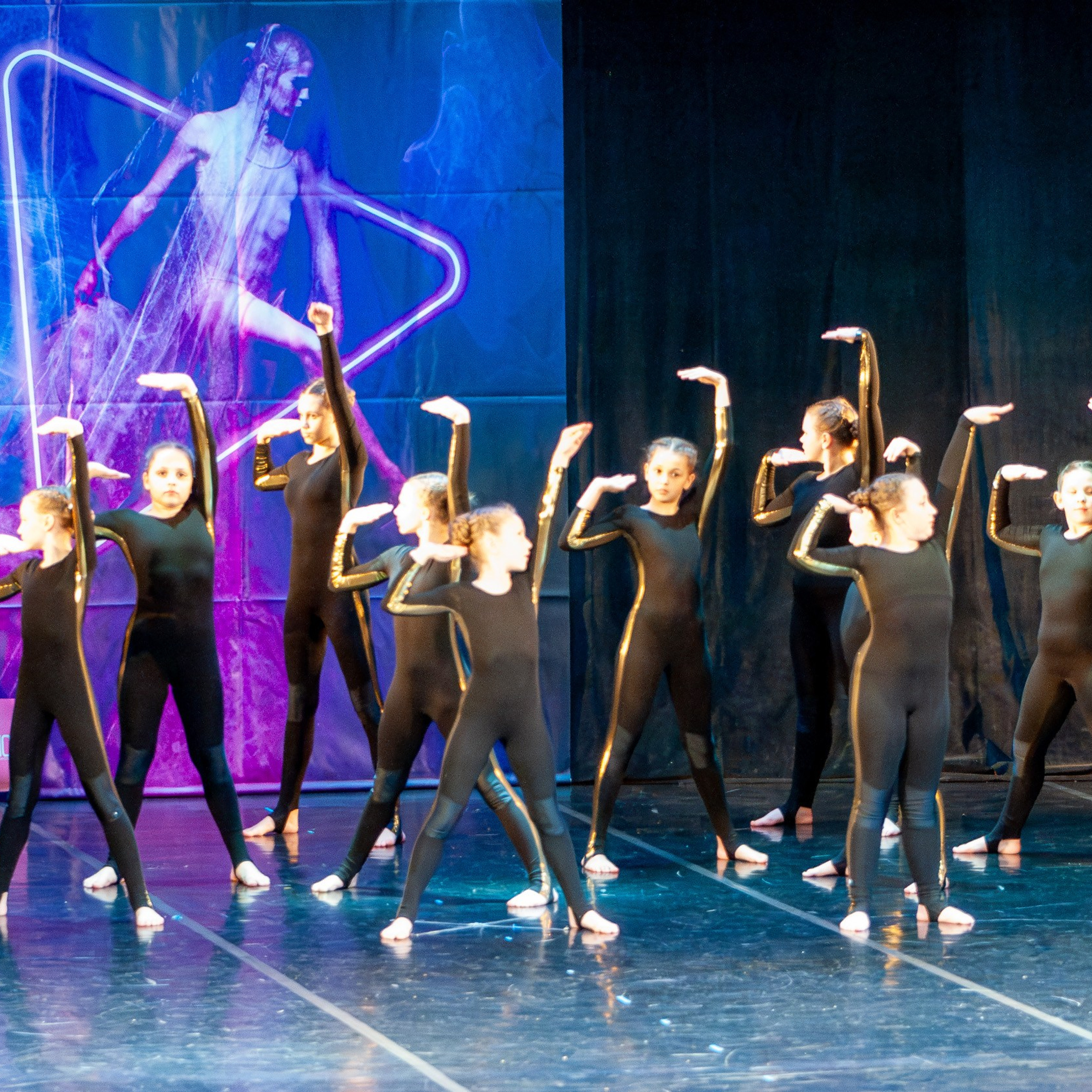 АПРЕЛЬ 2025 (Серпухов). Взгляд через объектив