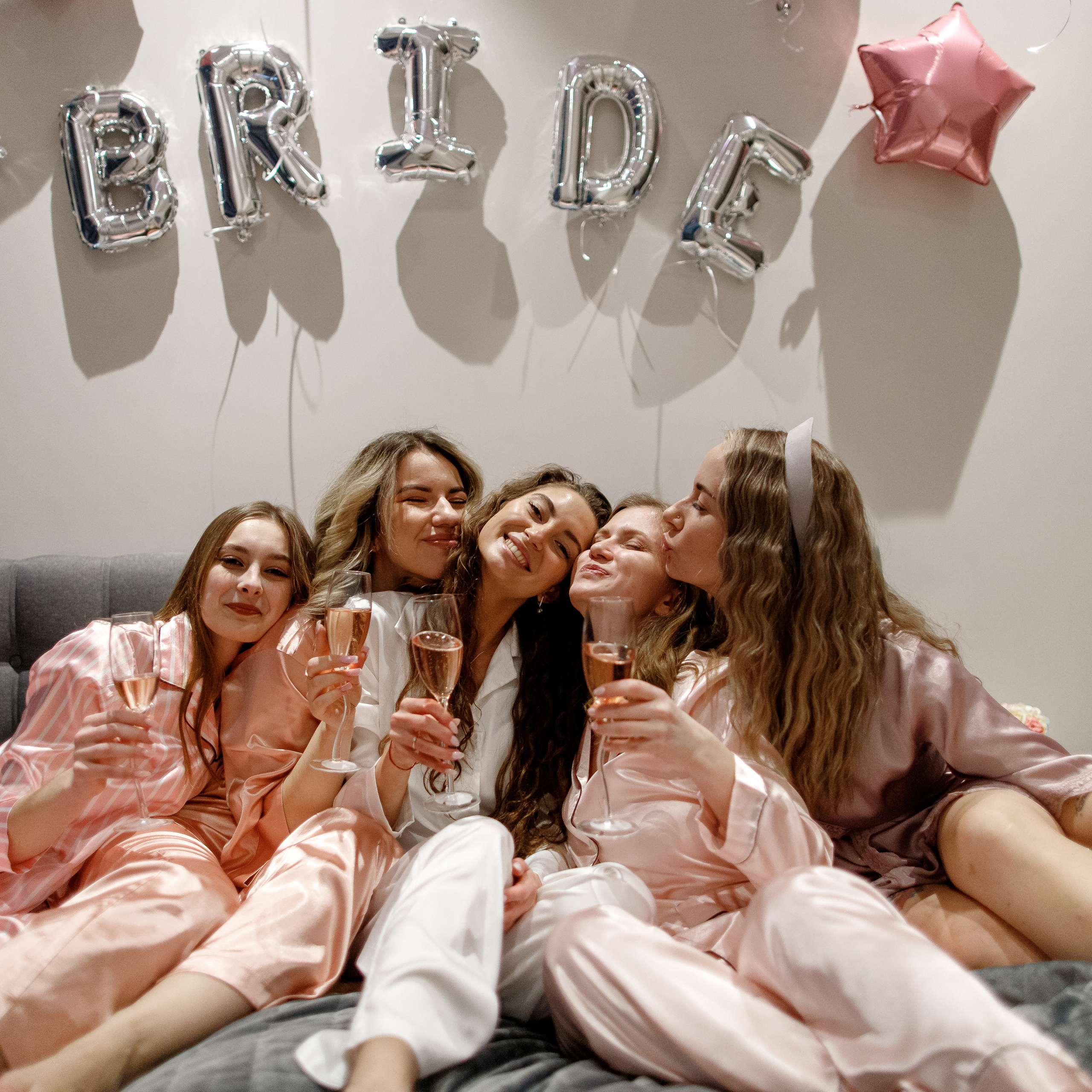 Девичник в аппартаментах