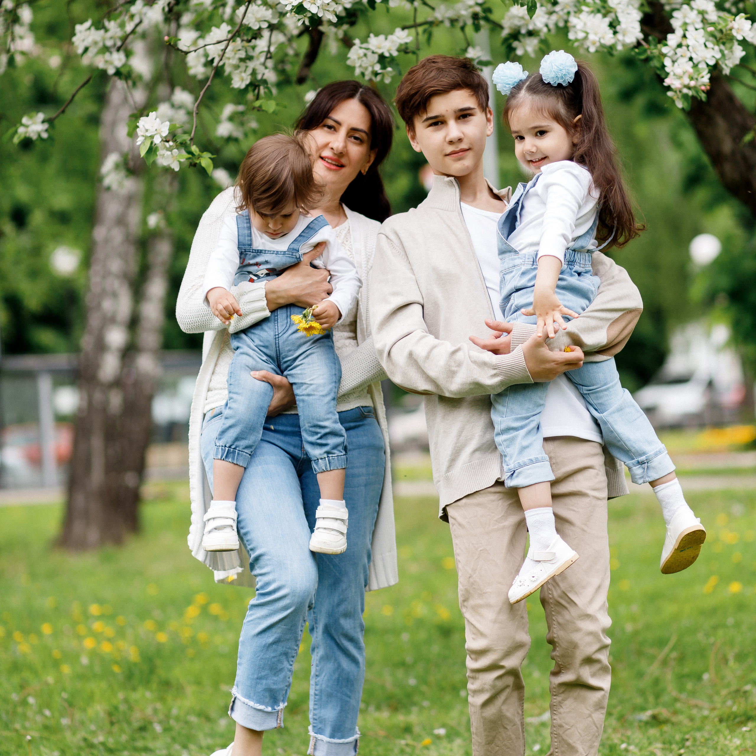 Валя и детки