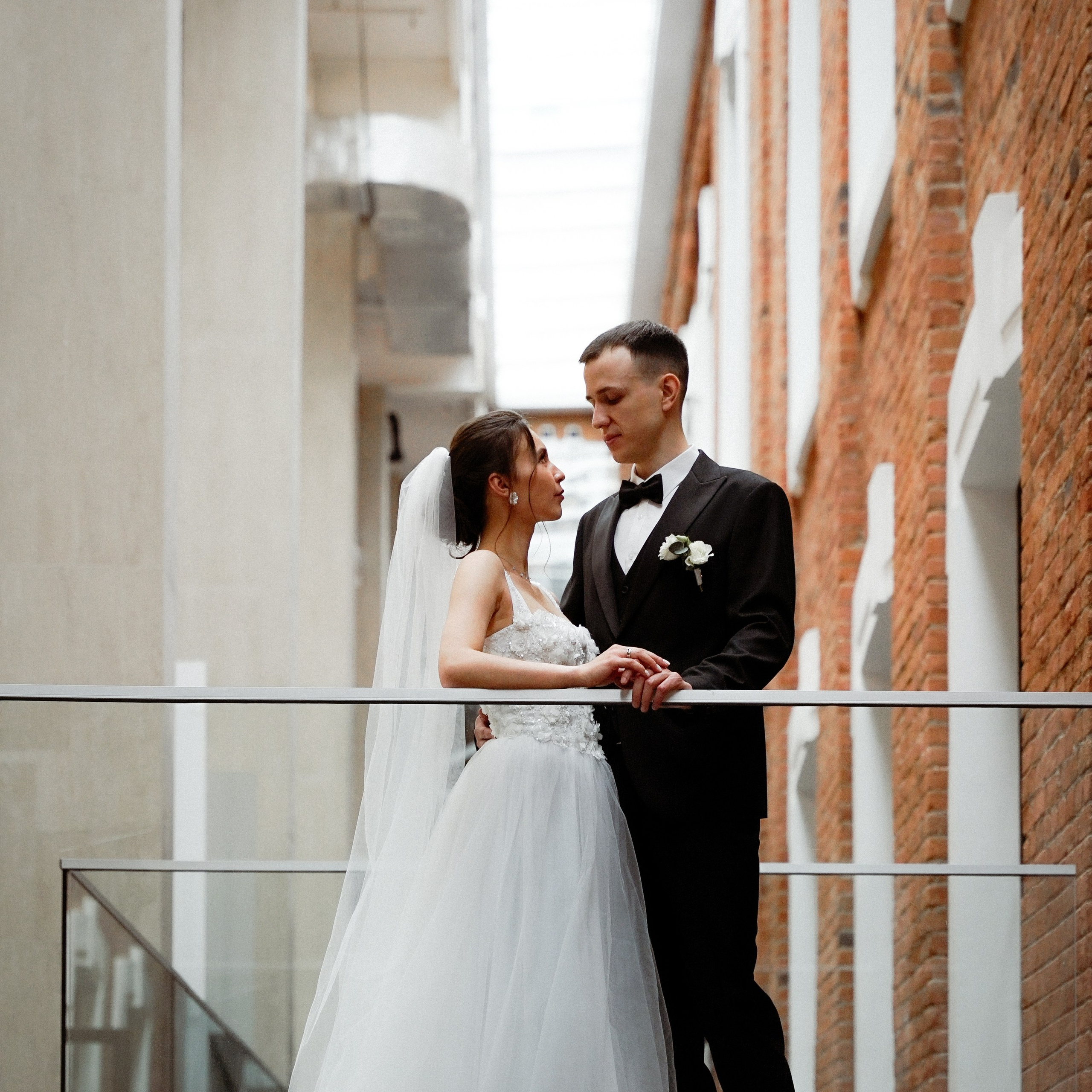 Свадебная съемка для Ильи и Олеси в музее.