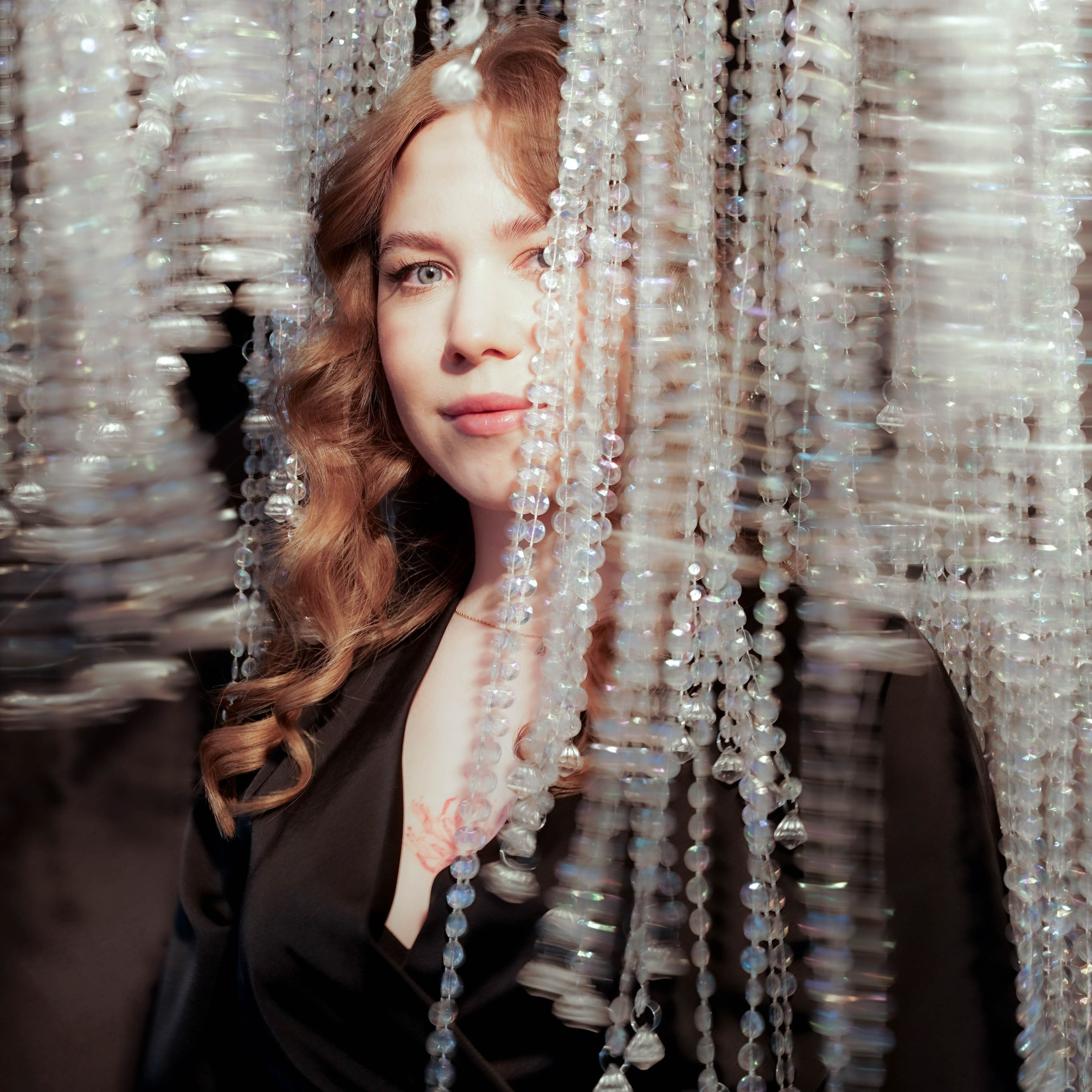 Фотосессия в черном платье