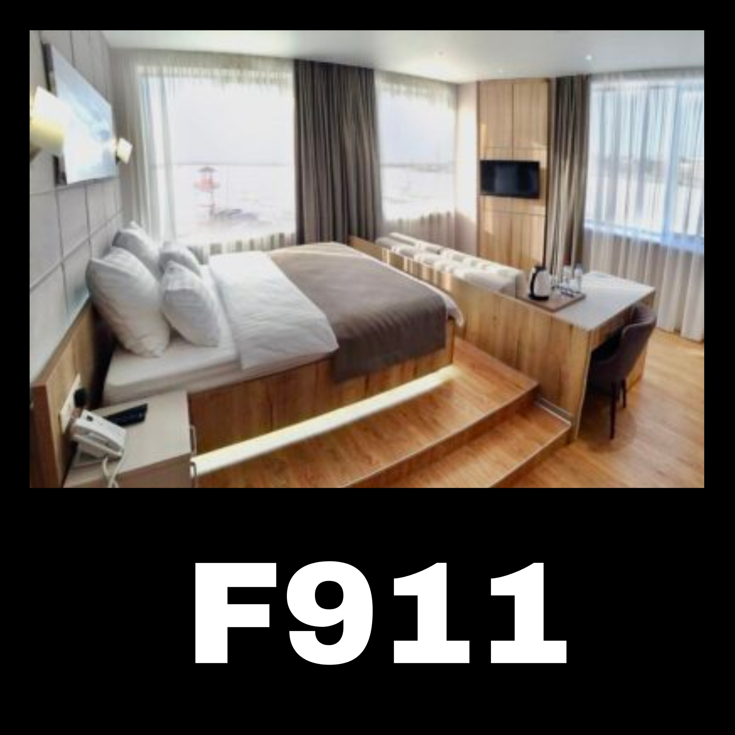 F911 (Яхт Клуб)