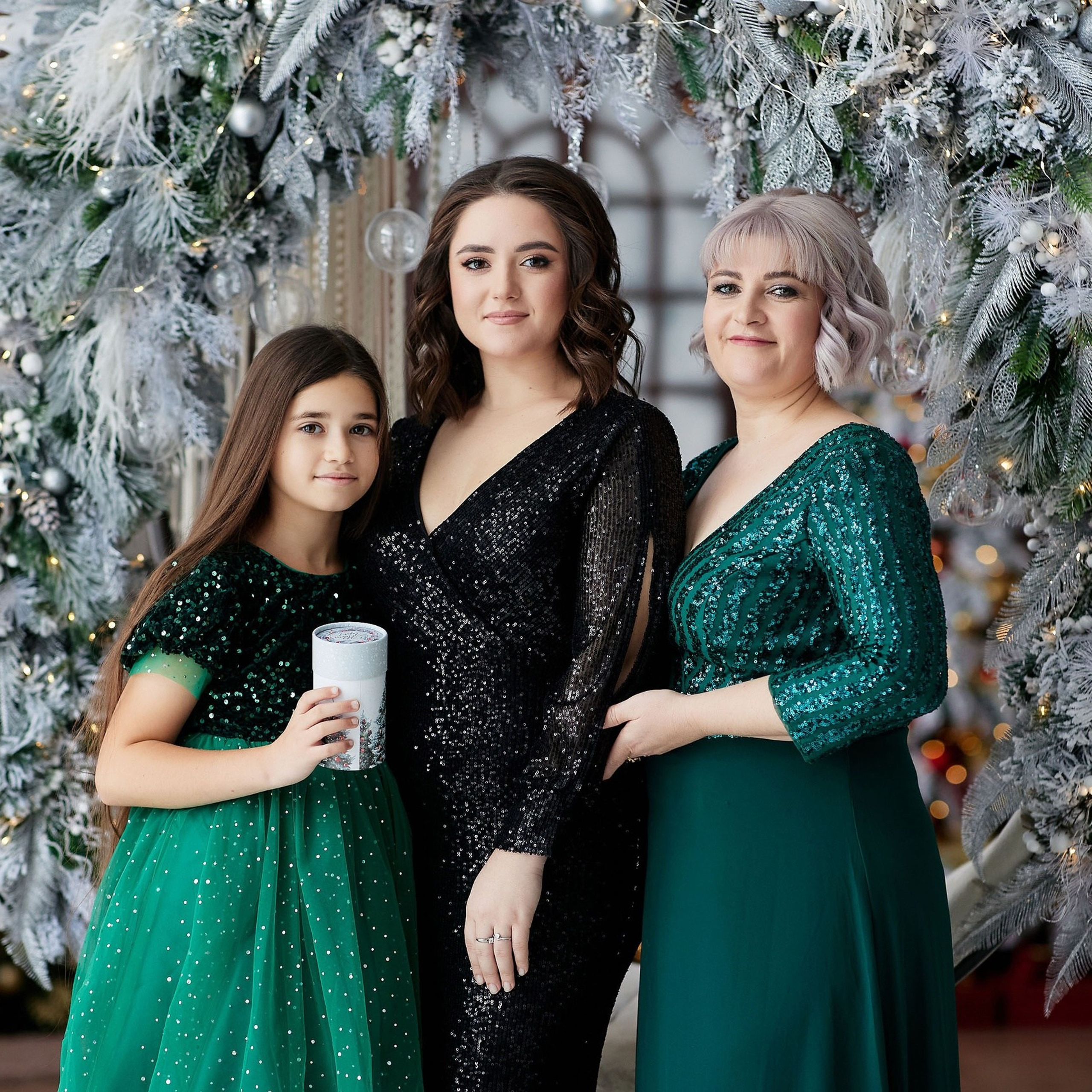 Женские наряды