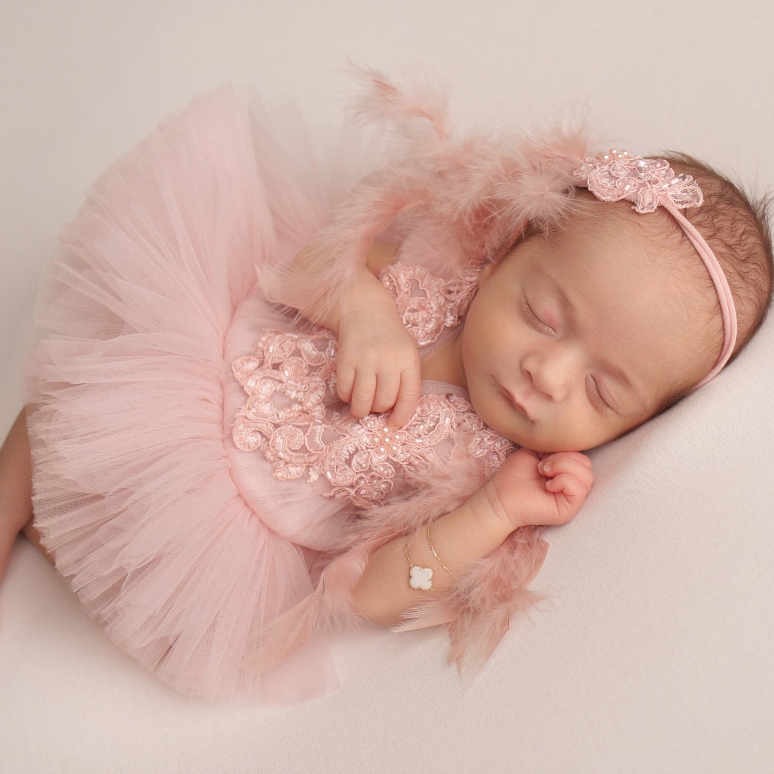 Нежная ньюборн съемка Мелисы, 1.5 месяца