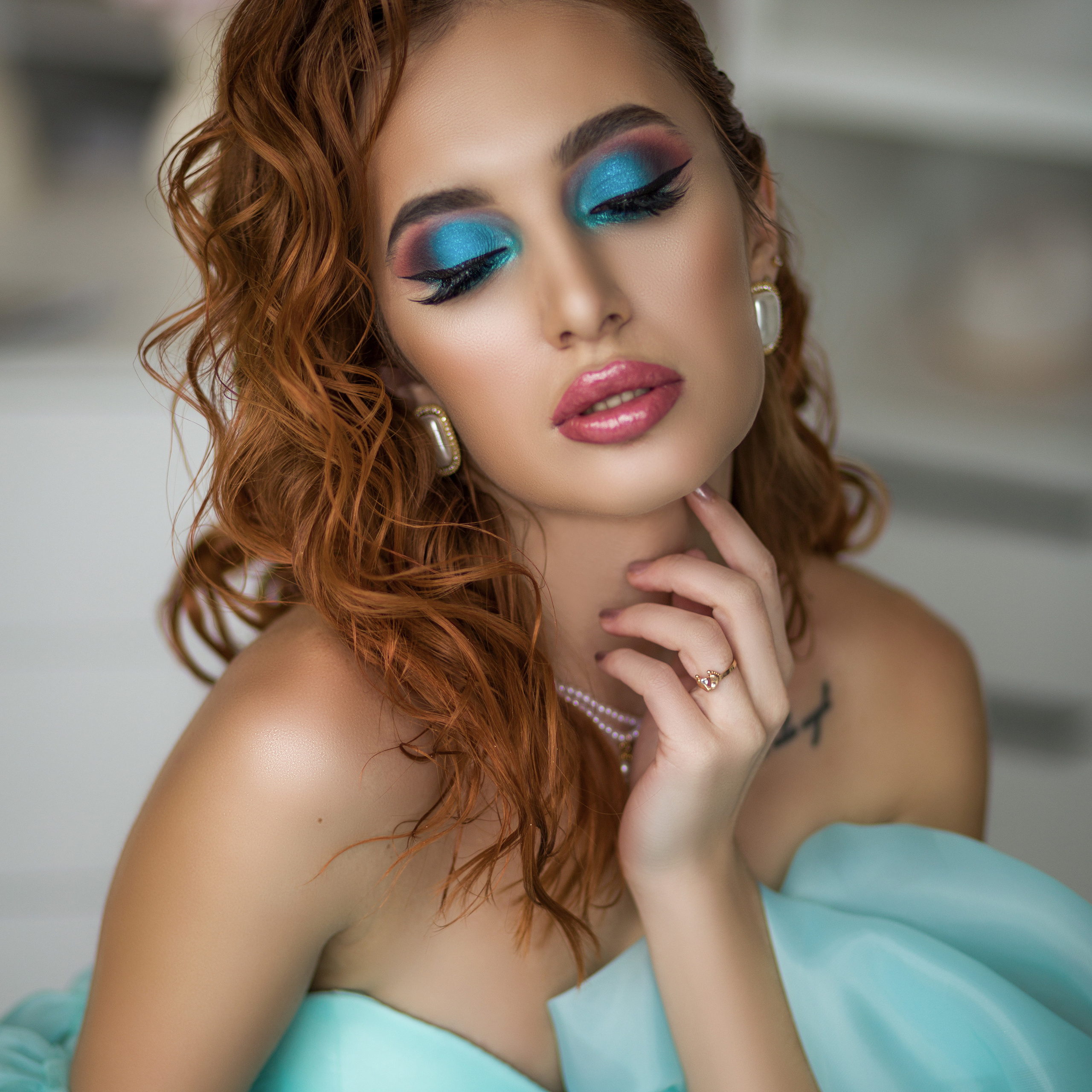 Женские портреты