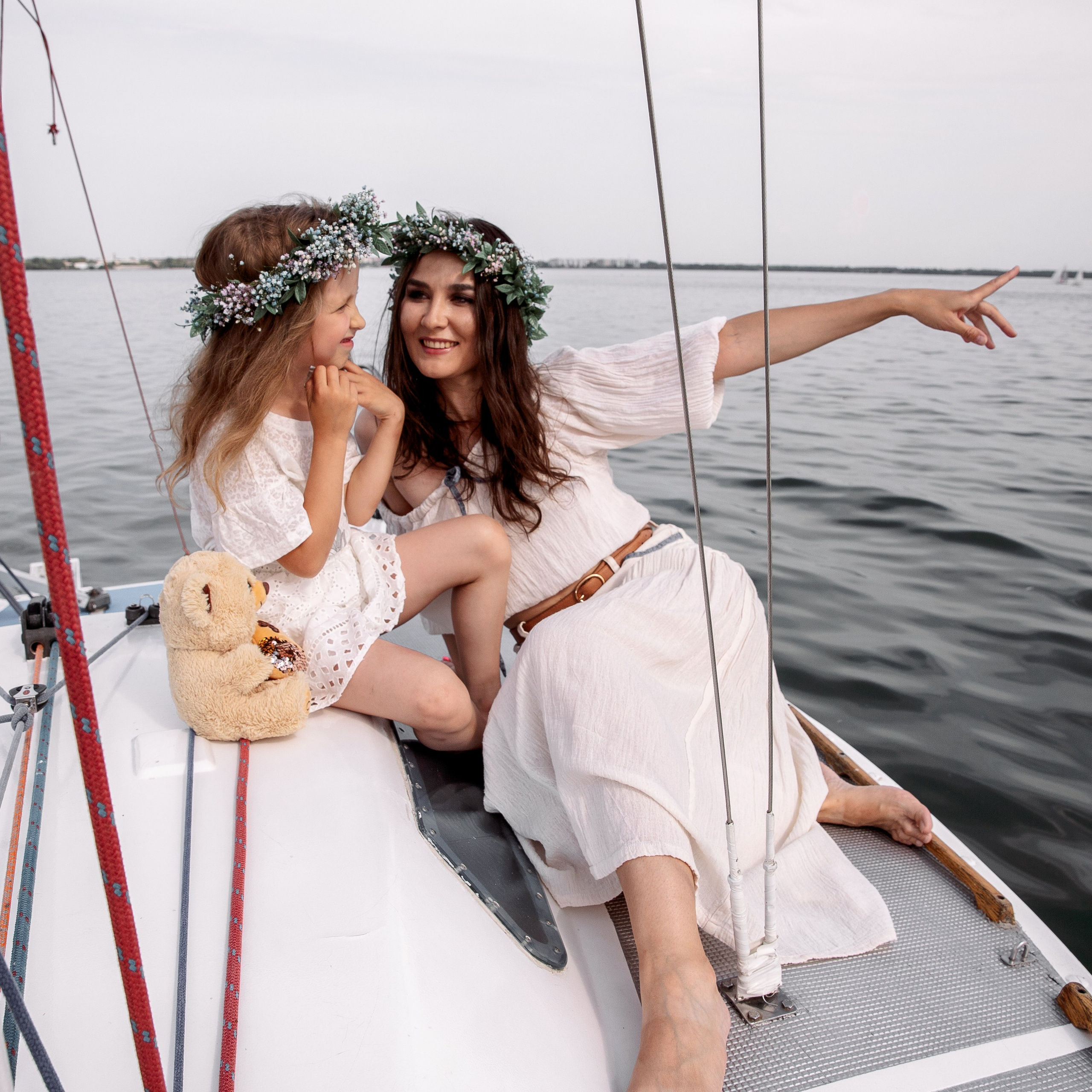 Мама с дочкой