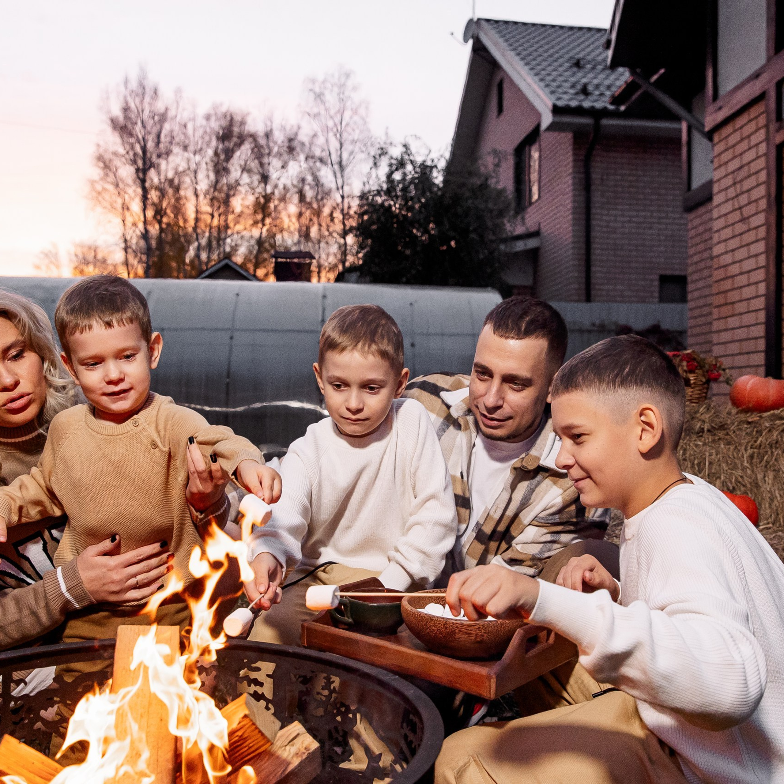 Эдуард и Дарья с сыновьями