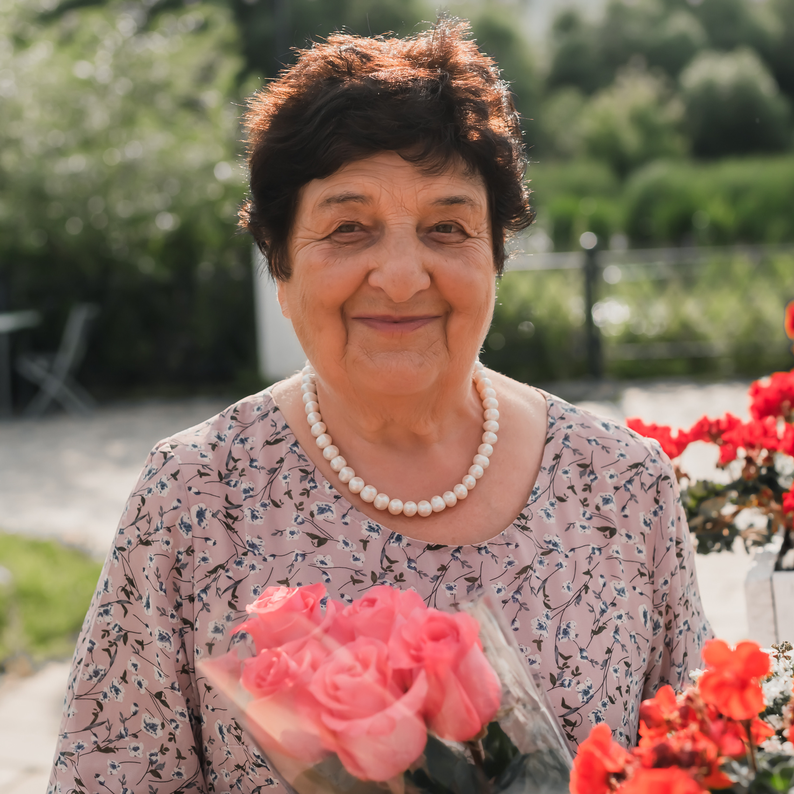 76 лет Евгении.