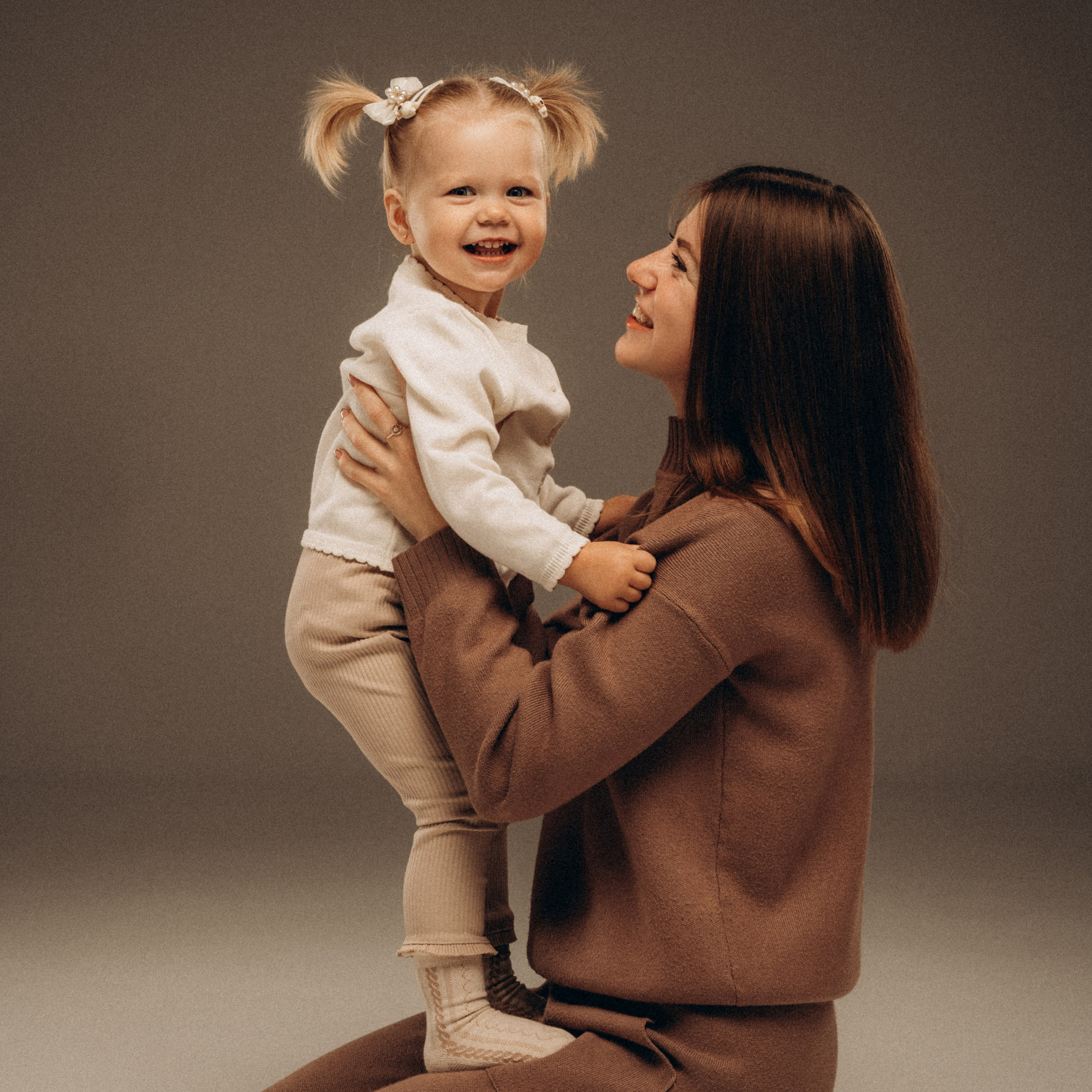 Анастасия и Аделина