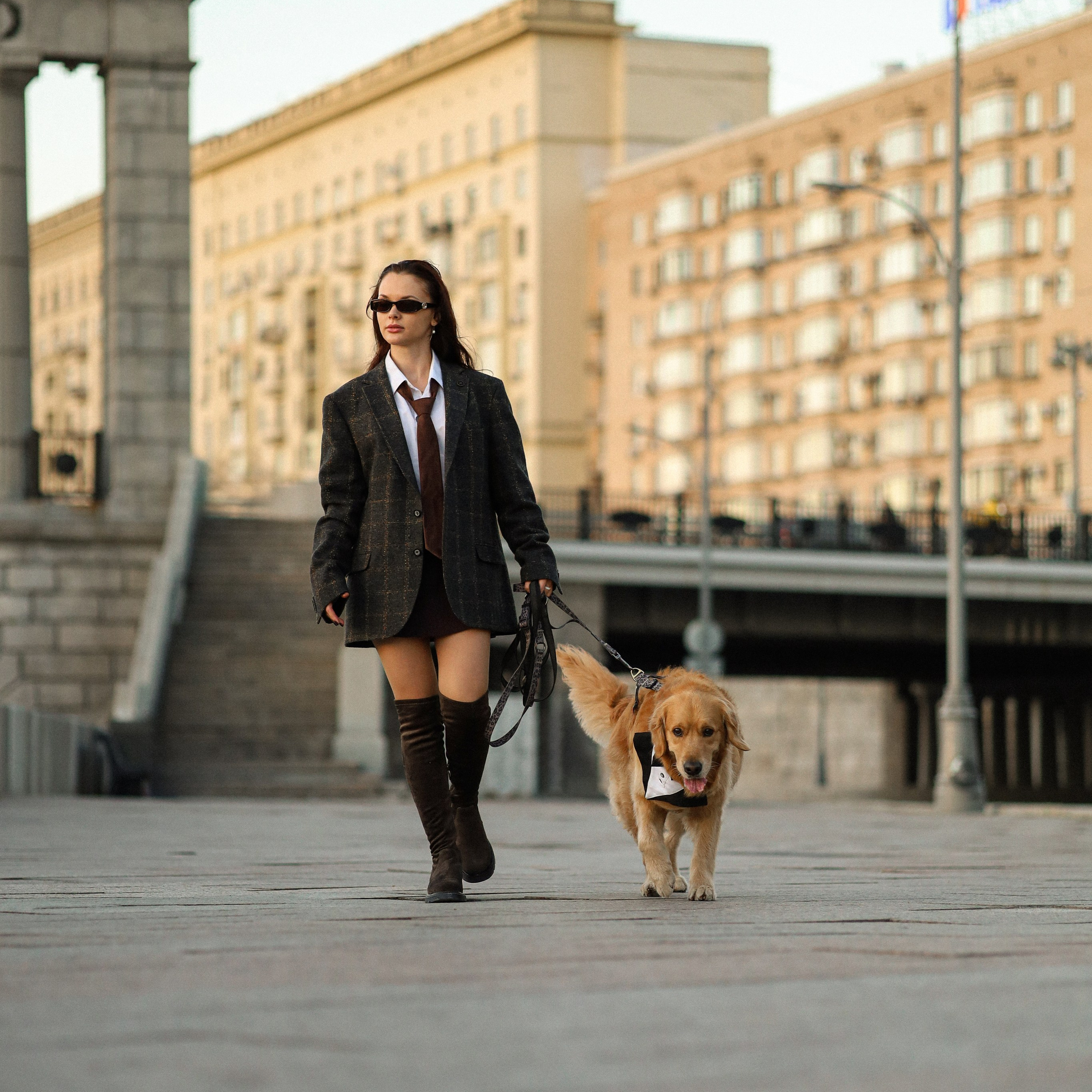 Лёва и Катя. Прогулка по Москве
