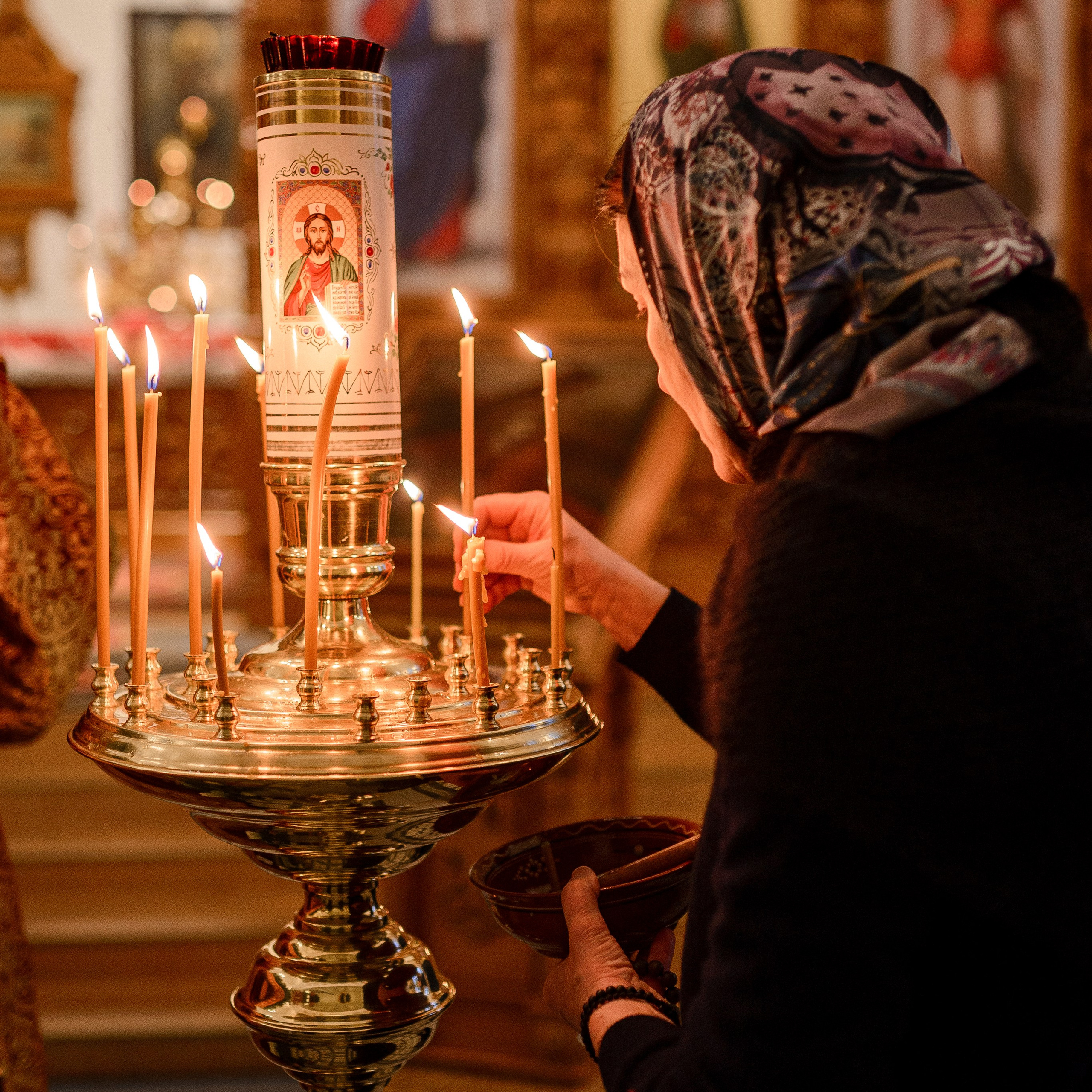 Архиерейская служба в Леушинском подворье