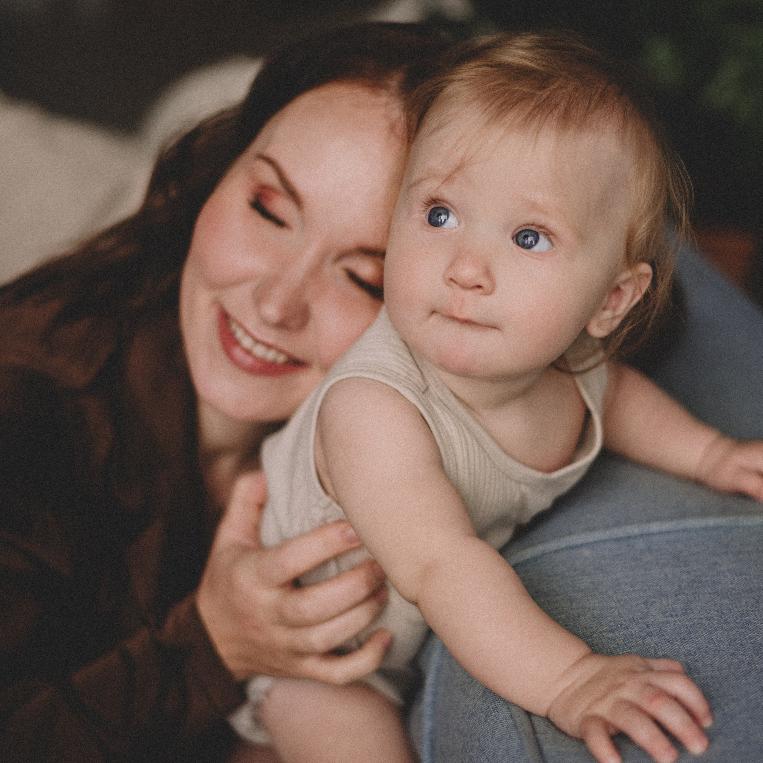 Света и Есения