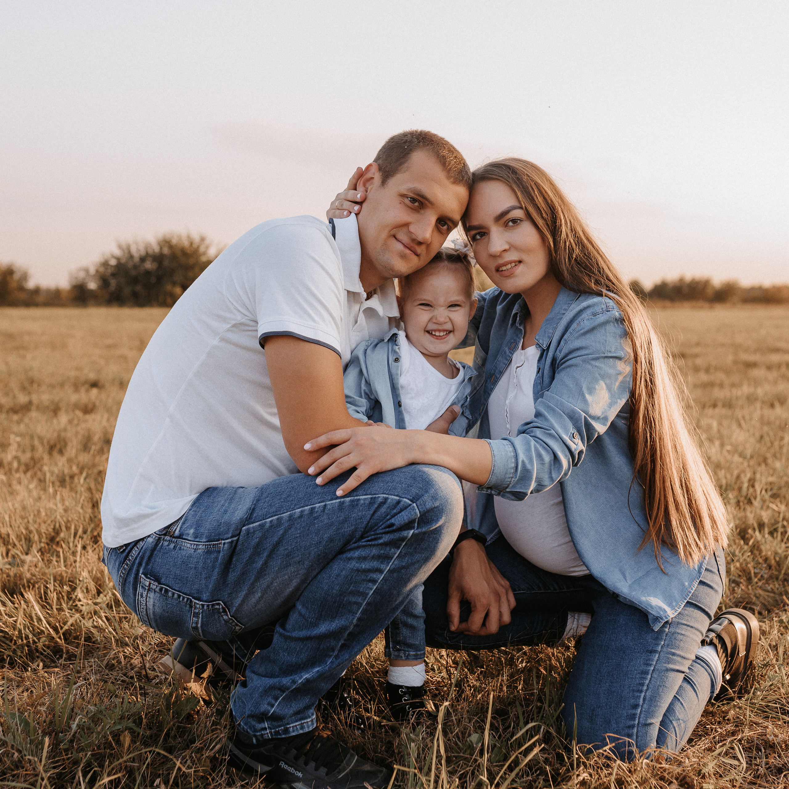 Коля Ира и маленькая Кира