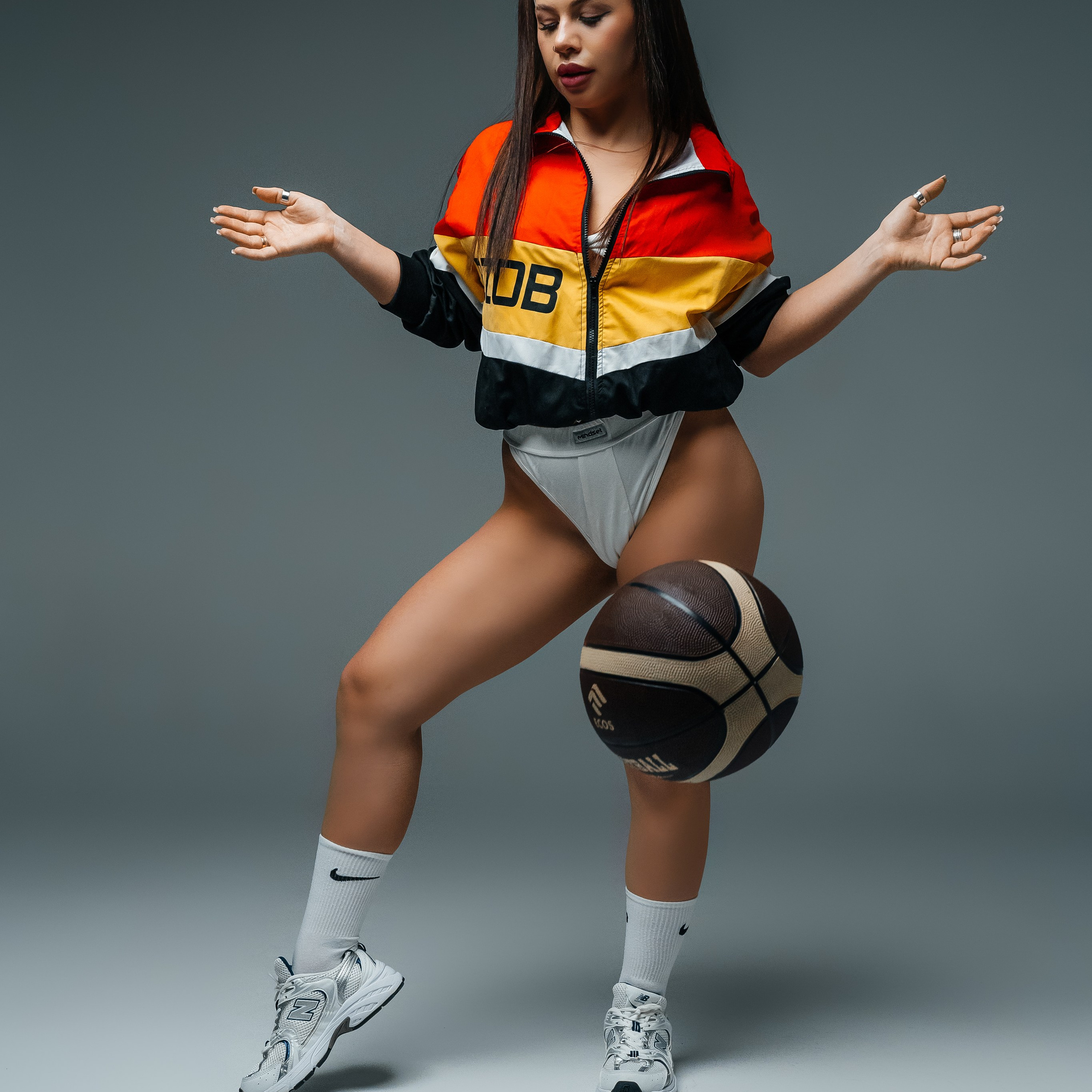 Студийный минимализм. Виктория Алпеева — фотограф по любви