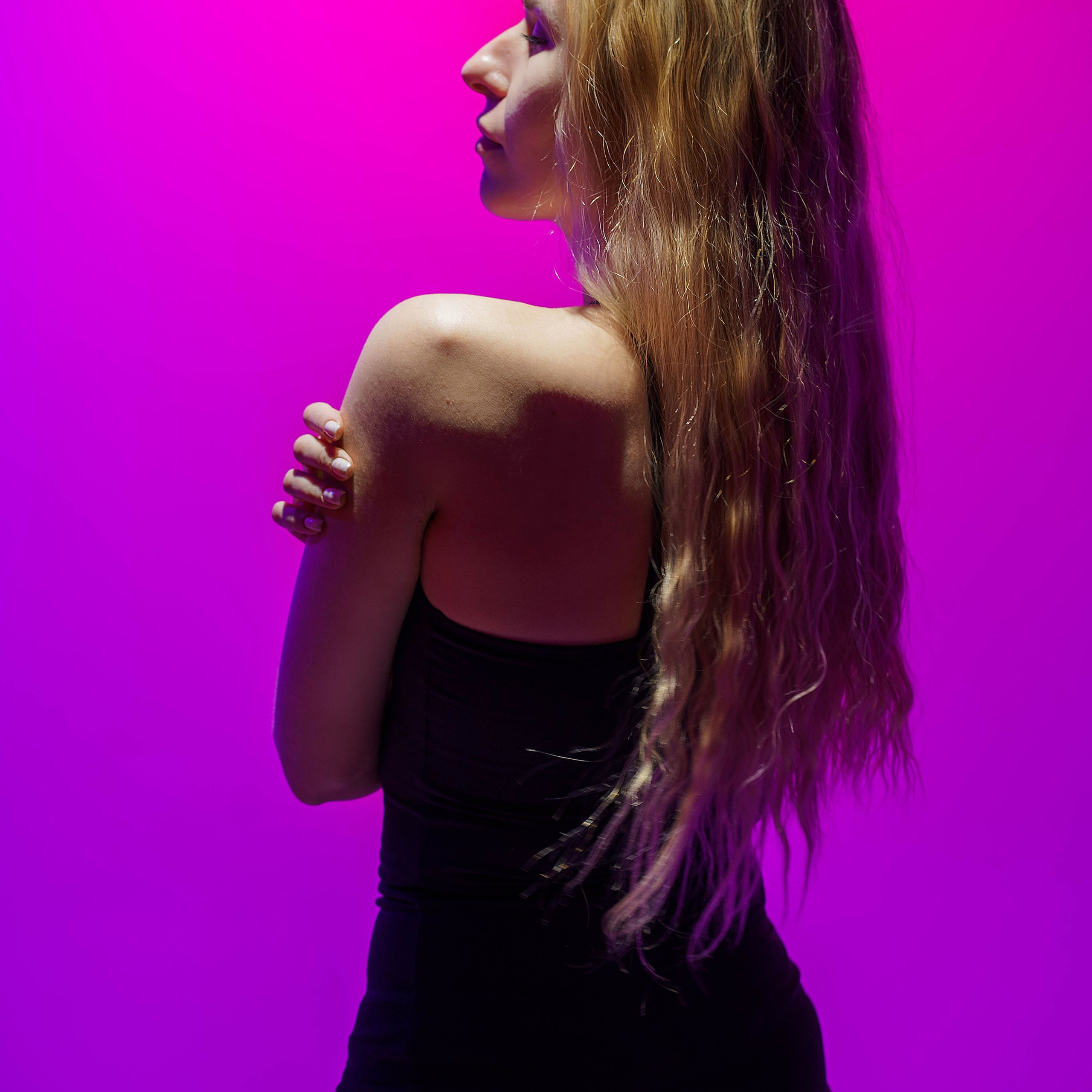 Студийный минимализм. Виктория Алпеева — фотограф по любви