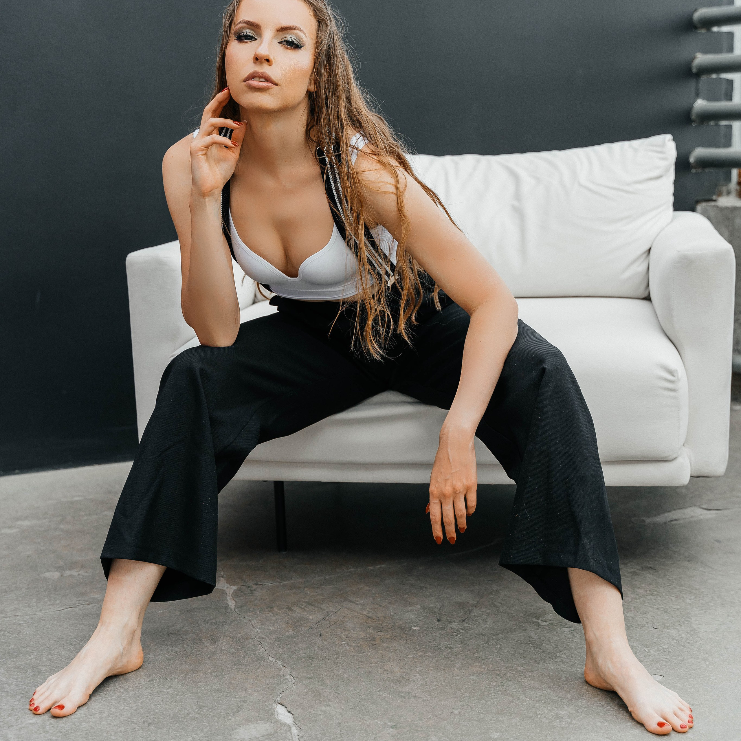 Съемки в интерьере студий. Виктория Алпеева — фотограф по любви