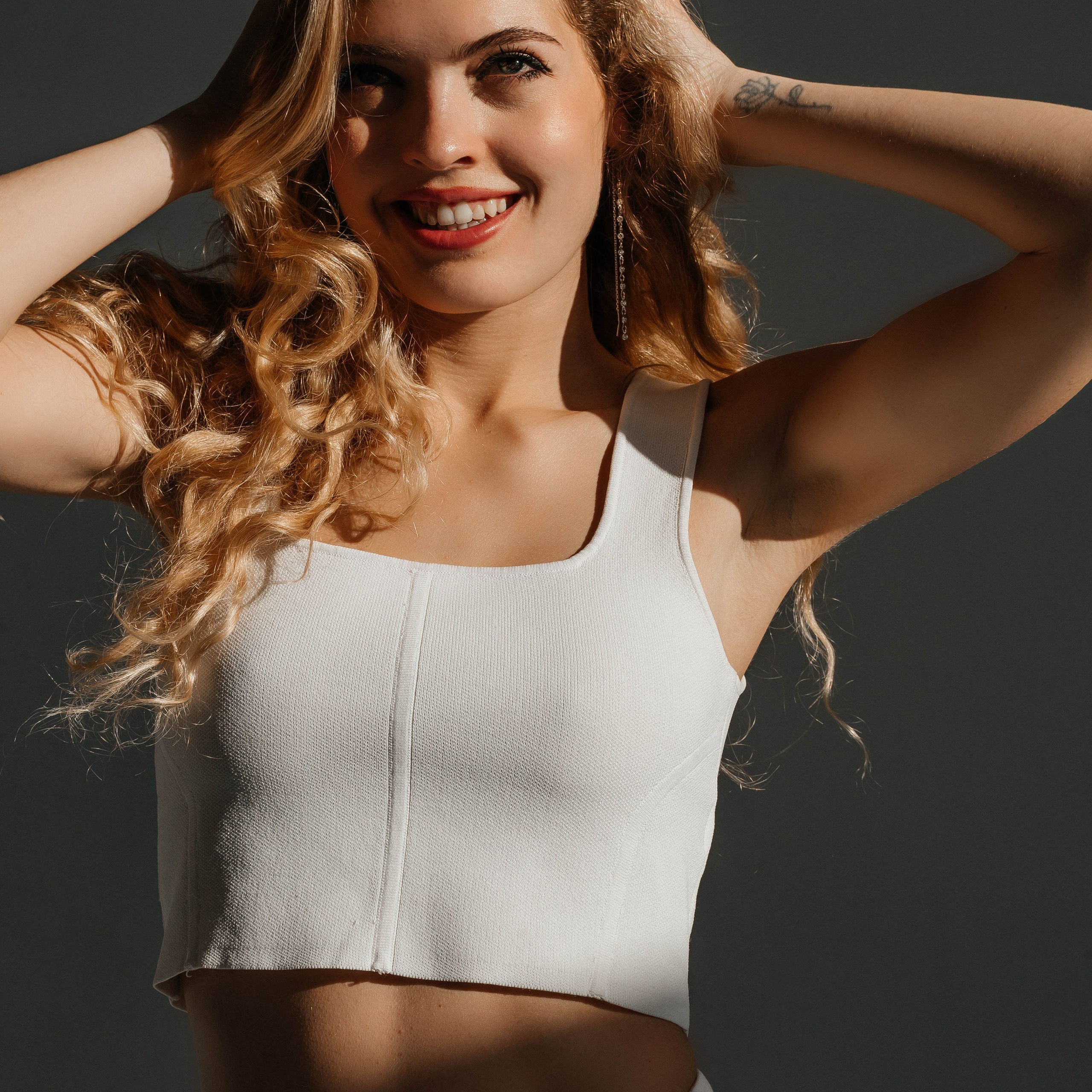 Съемки в интерьере студий. Виктория Алпеева — фотограф по любви