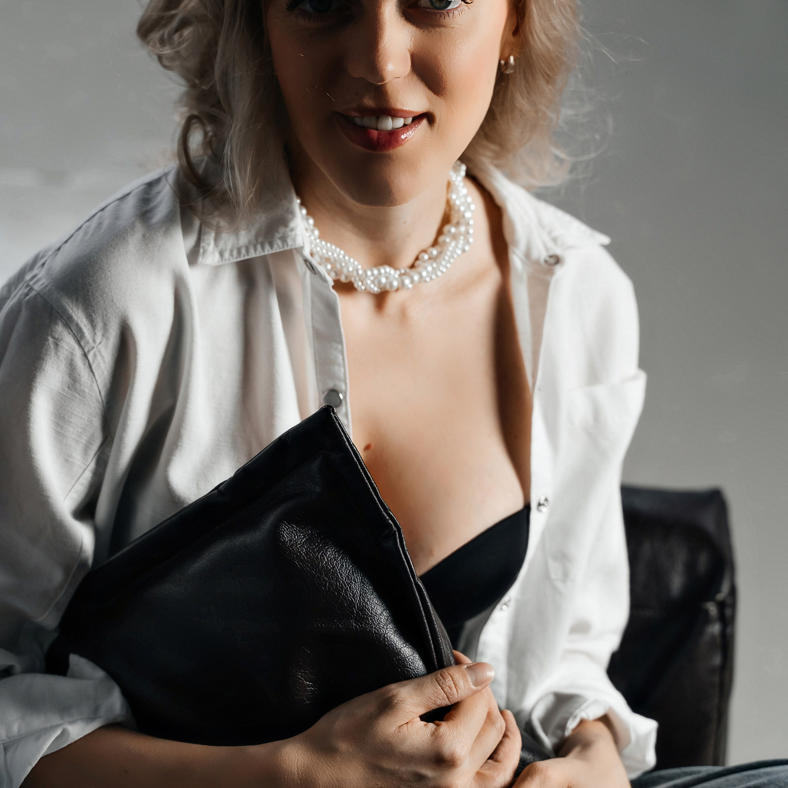 Съемки в интерьере студий. Виктория Алпеева — фотограф по любви