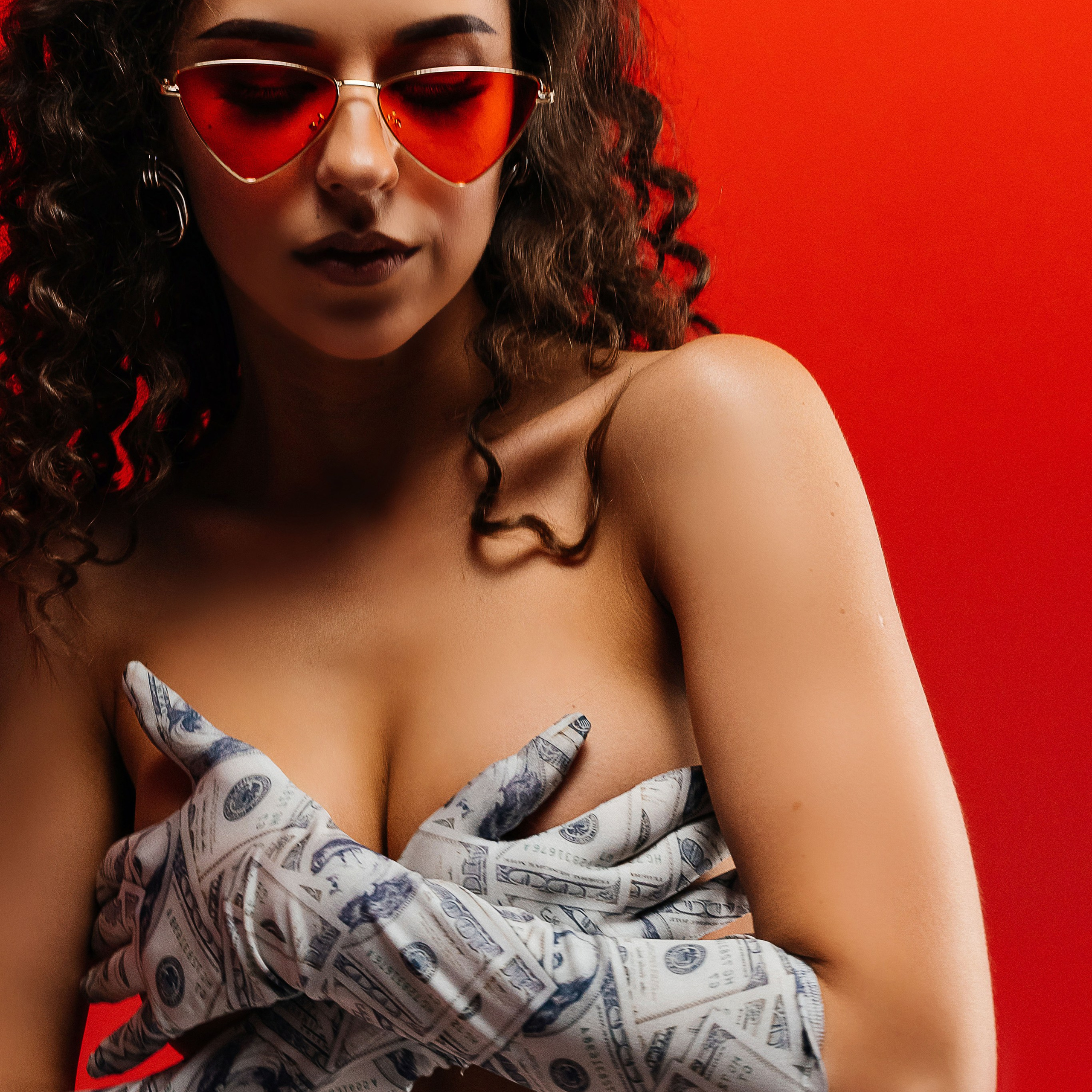 Студийный минимализм. Виктория Алпеева — фотограф по любви