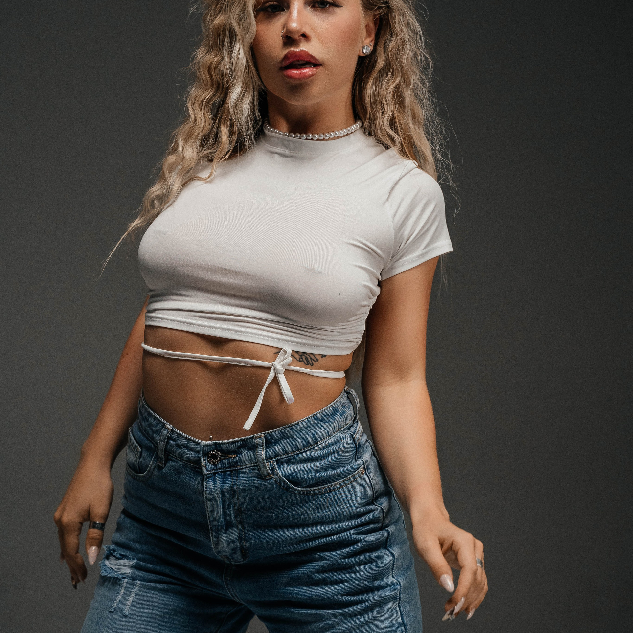 Студийный минимализм. Виктория Алпеева — фотограф по любви