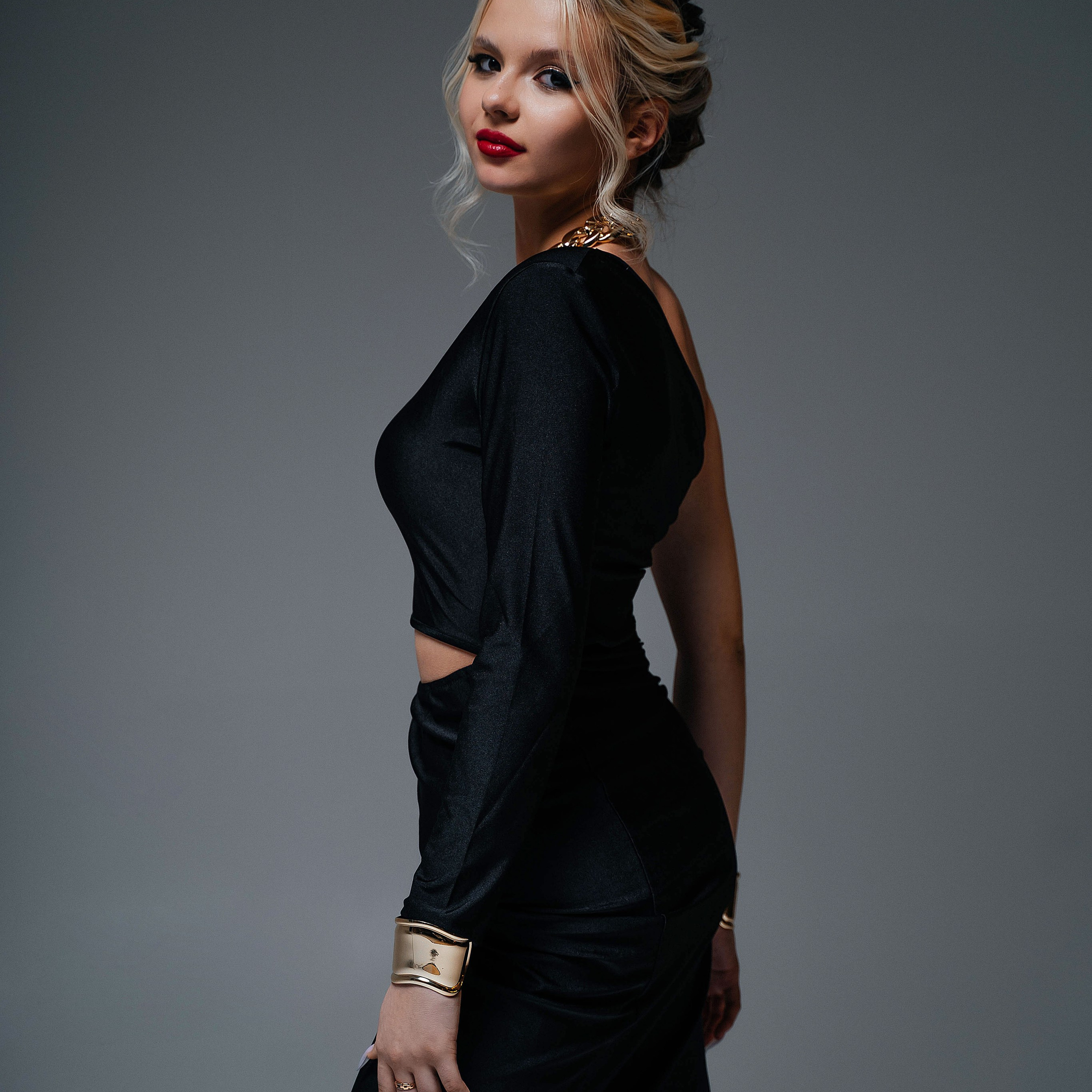 Студийный минимализм. Виктория Алпеева — фотограф по любви