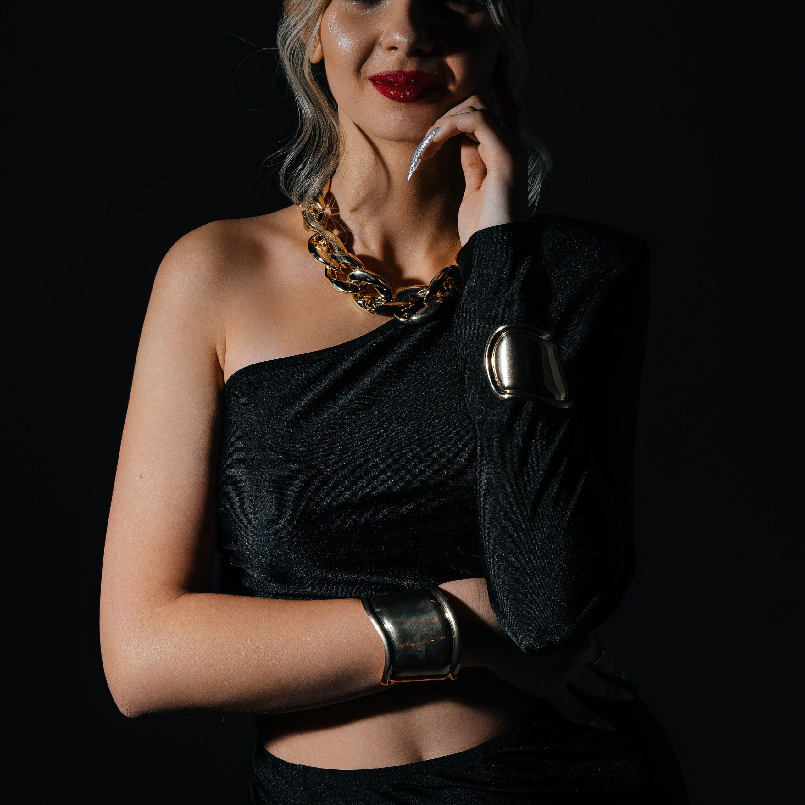 Студийный минимализм. Виктория Алпеева — фотограф по любви