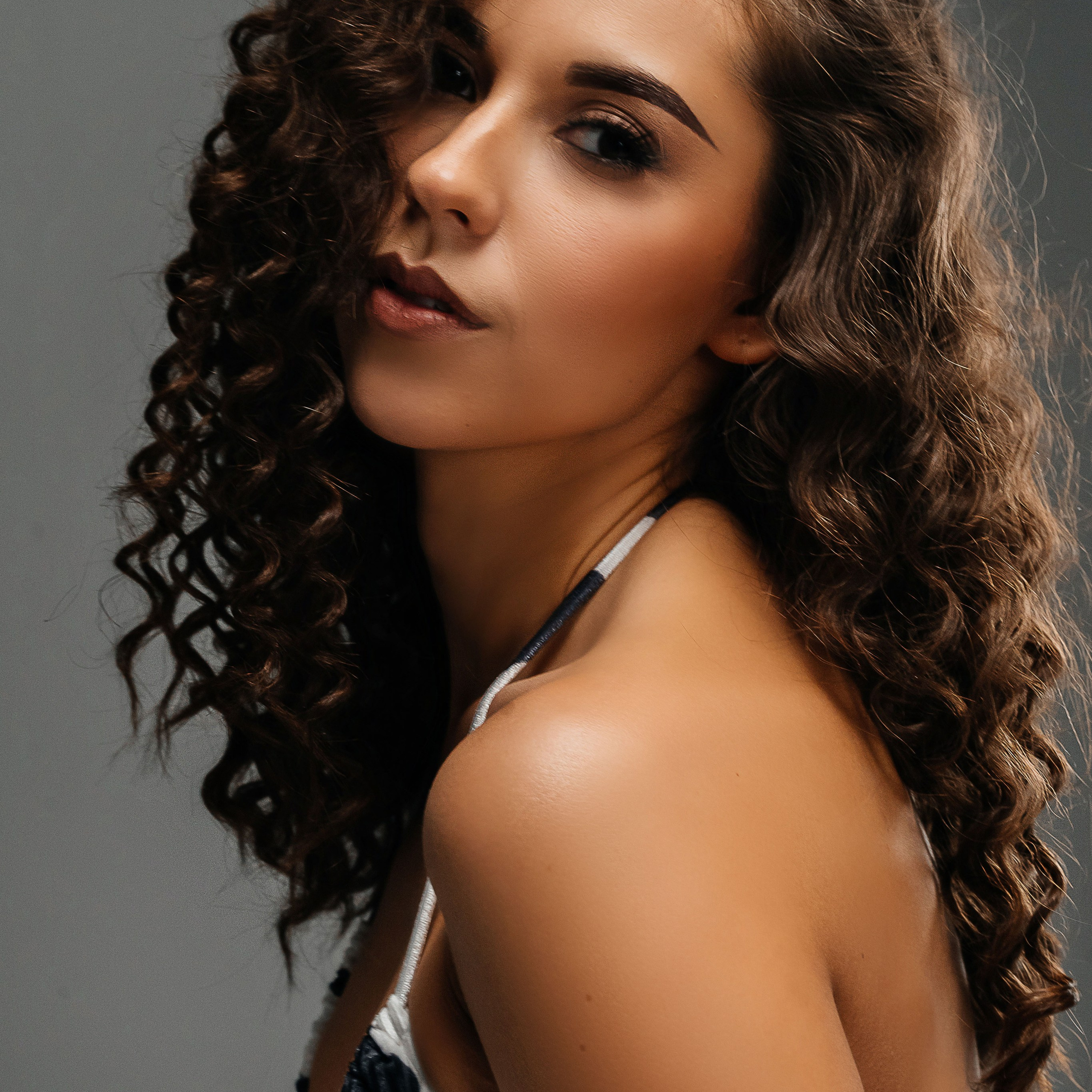 Студийный минимализм. Виктория Алпеева — фотограф по любви