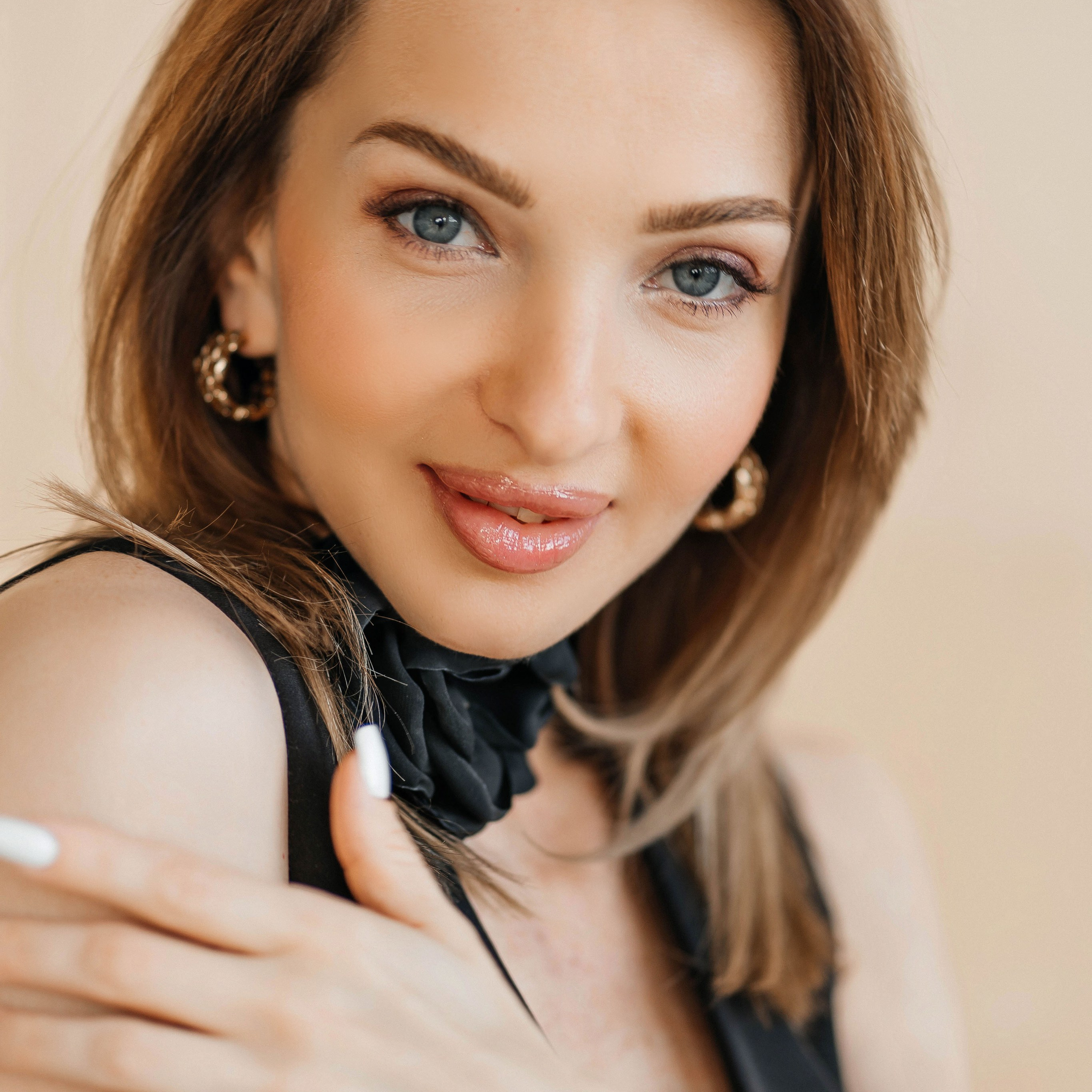 Съемки в интерьере студий. Виктория Алпеева — фотограф по любви