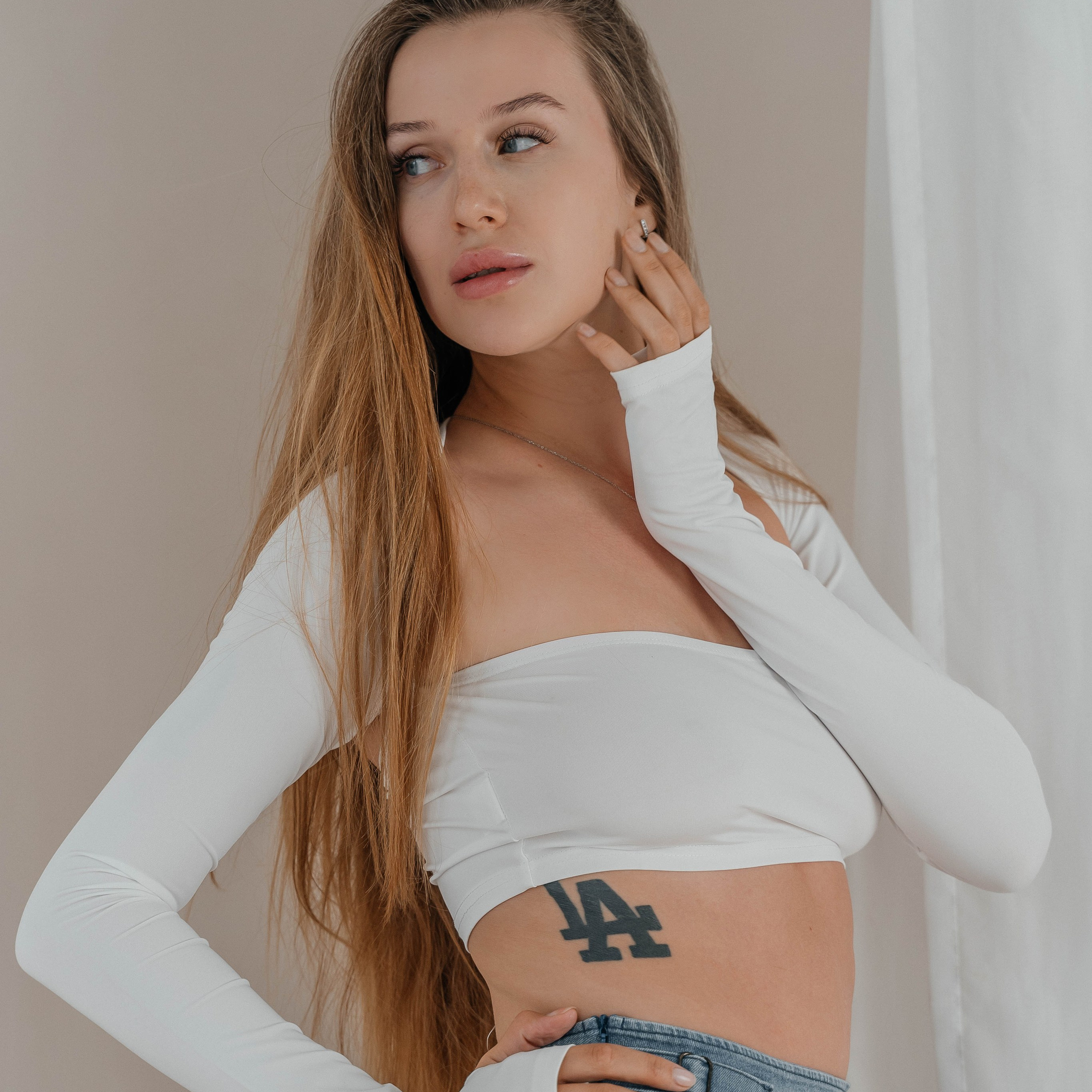 Съемки в интерьере студий. Виктория Алпеева — фотограф по любви