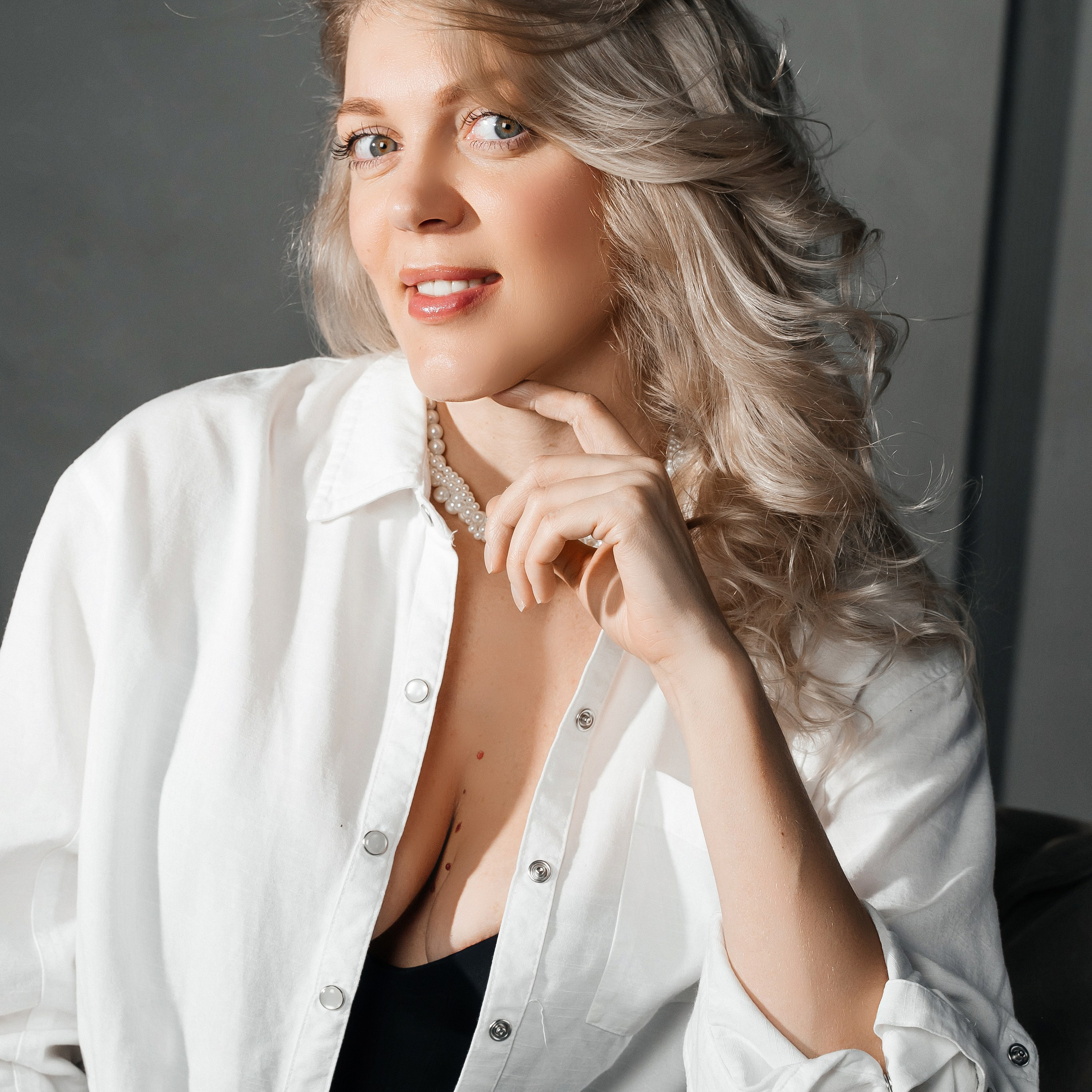 Съемки в интерьере студий. Виктория Алпеева — фотограф по любви