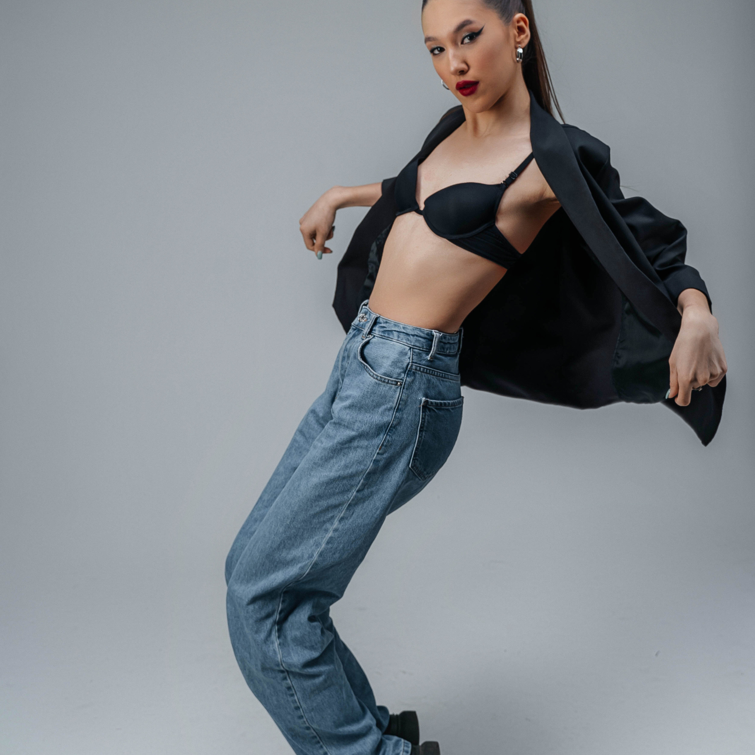 Студийный минимализм. Виктория Алпеева — фотограф по любви