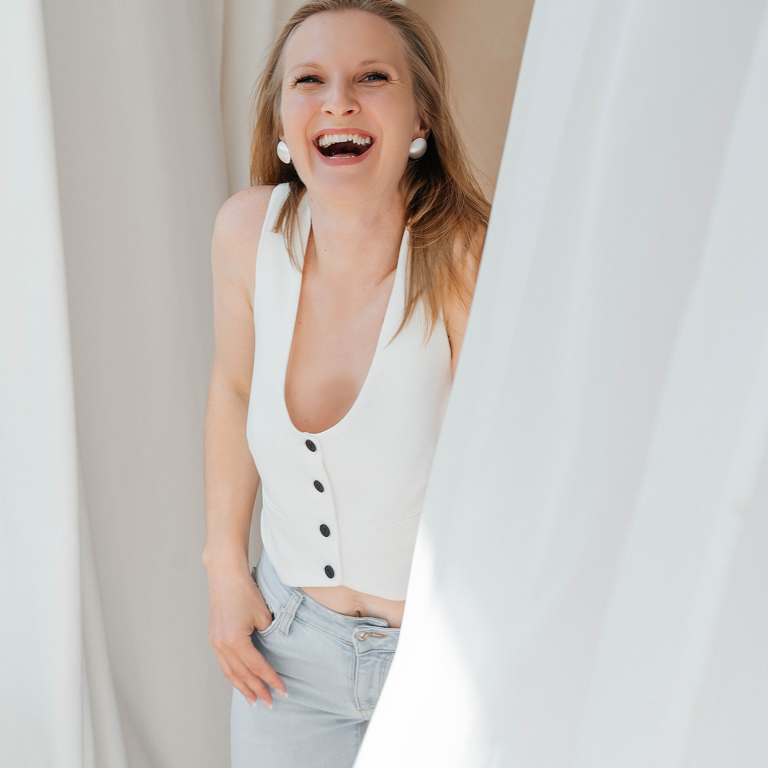 Съемки в интерьере студий. Виктория Алпеева — фотограф по любви