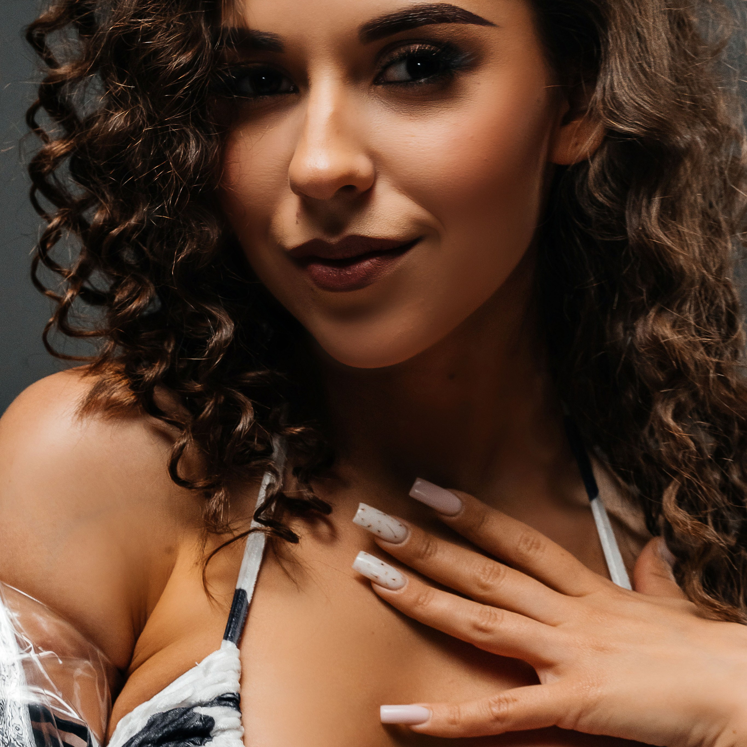 Студийный минимализм. Виктория Алпеева — фотограф по любви