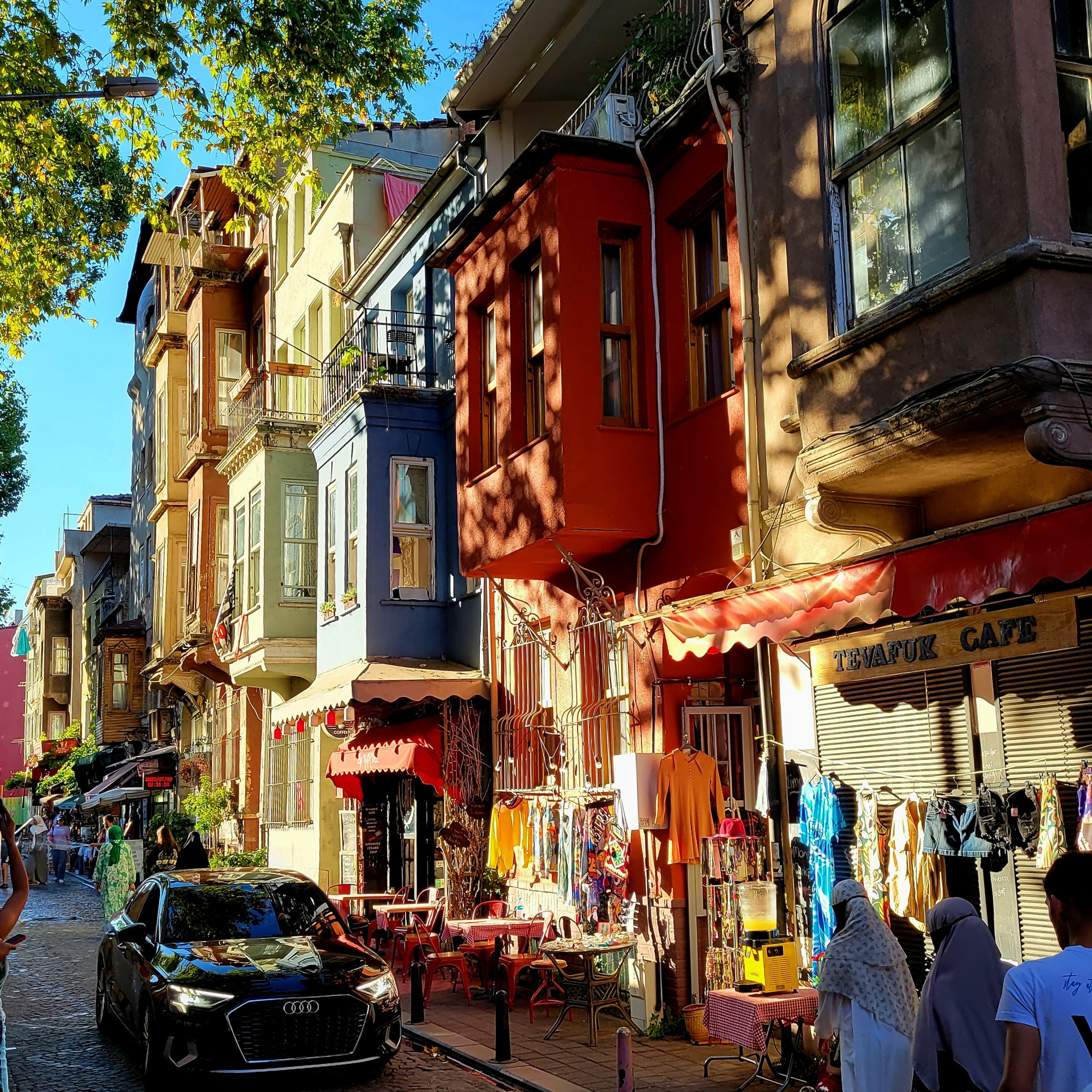 Walk & Fly with Batay