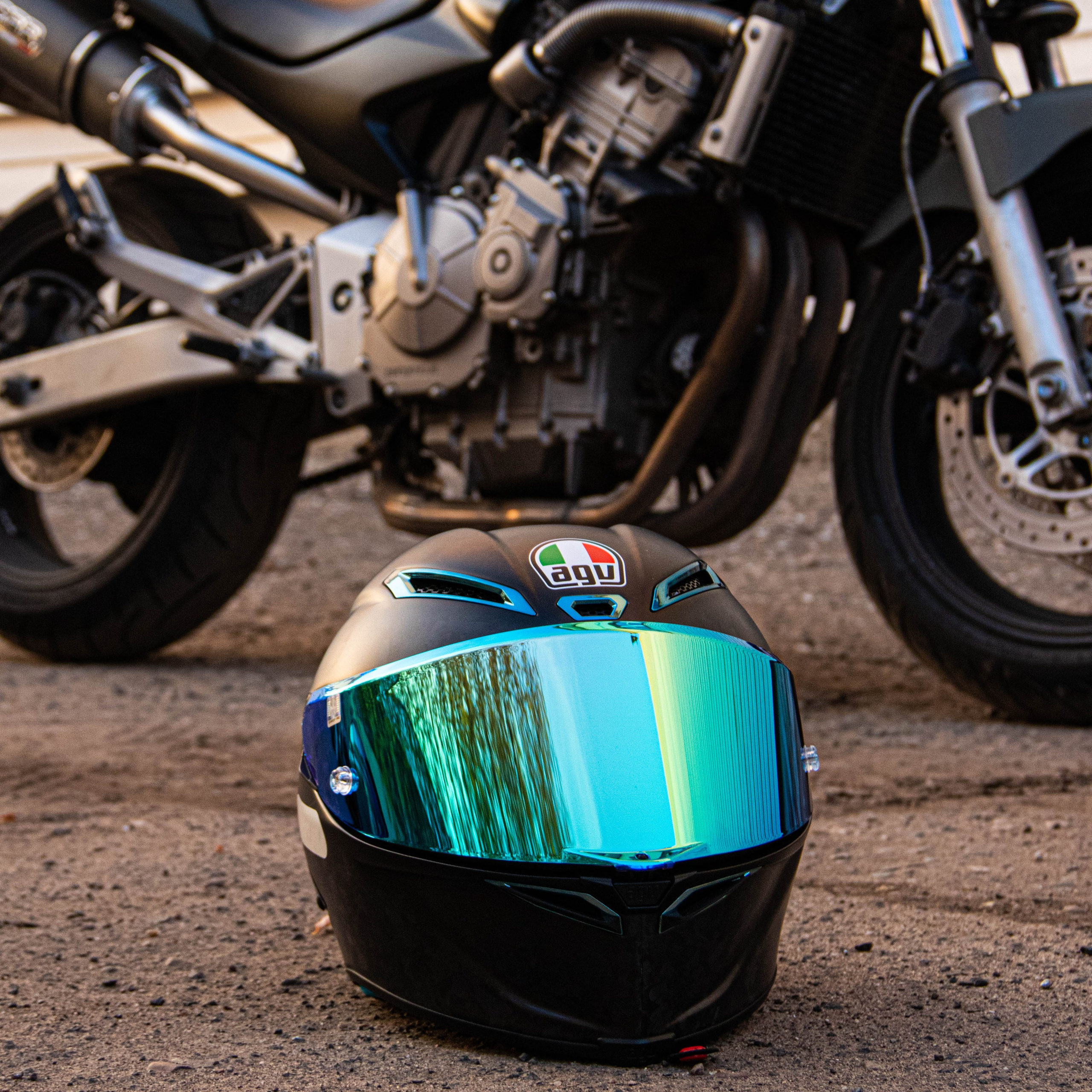 Мотоциклетный шлем