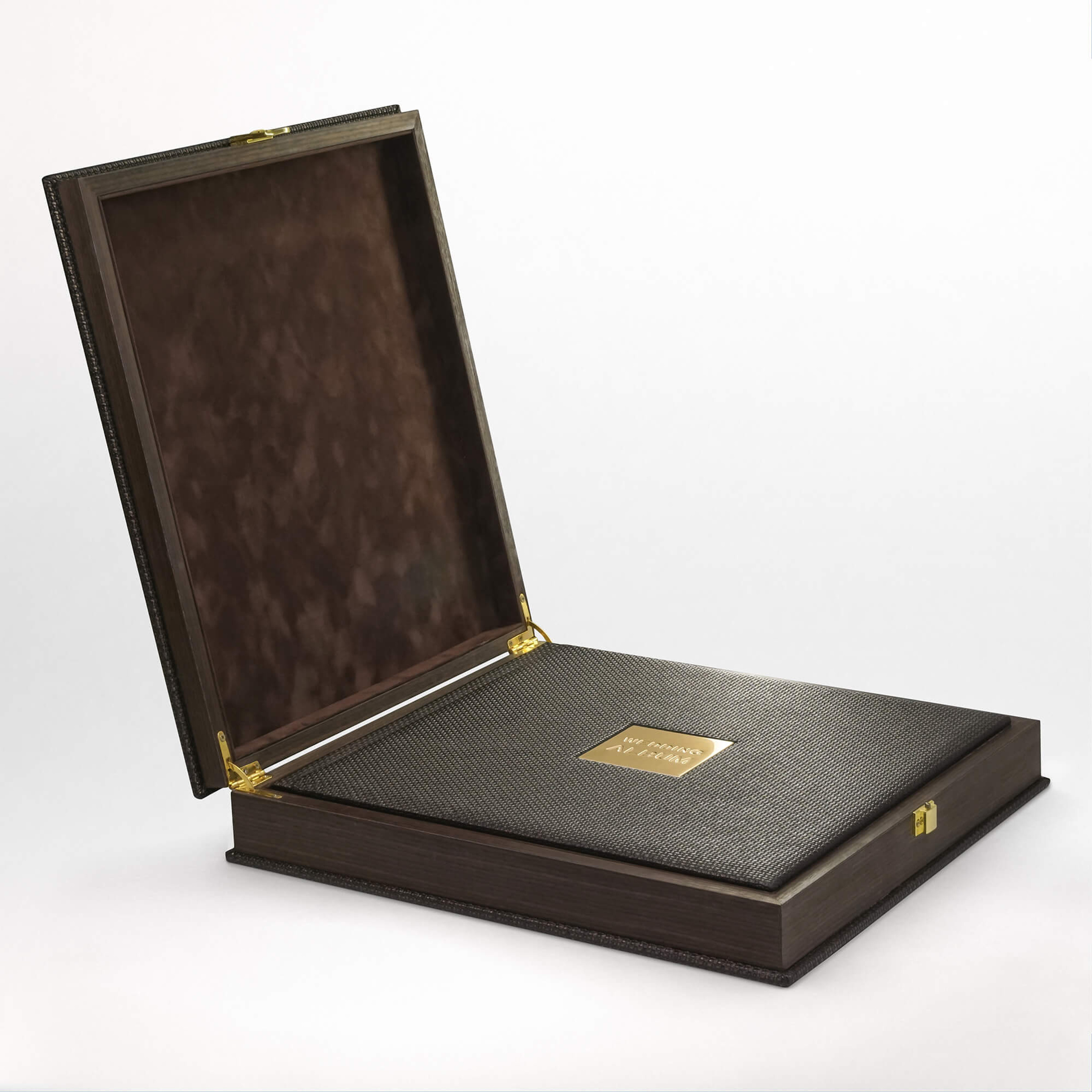 Фотокниги премиум-качества. Свадебный и репортажный фотограф (Москва, Королев и другие)