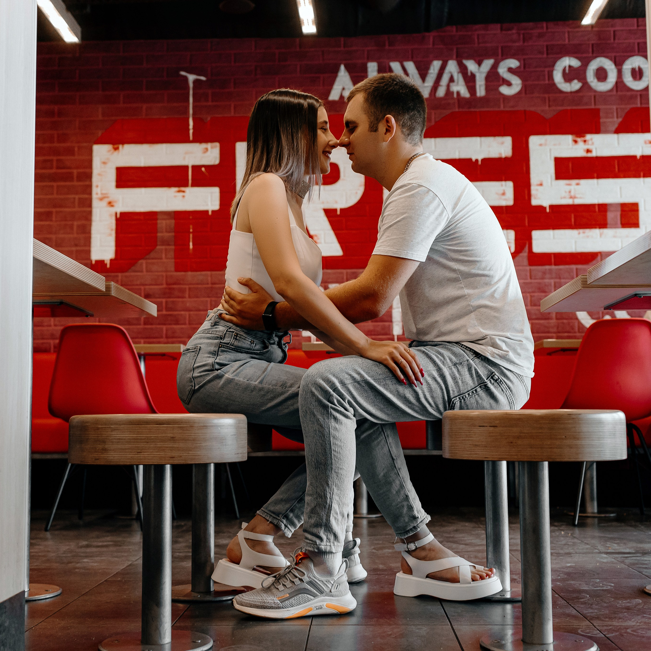 Между нами kfc