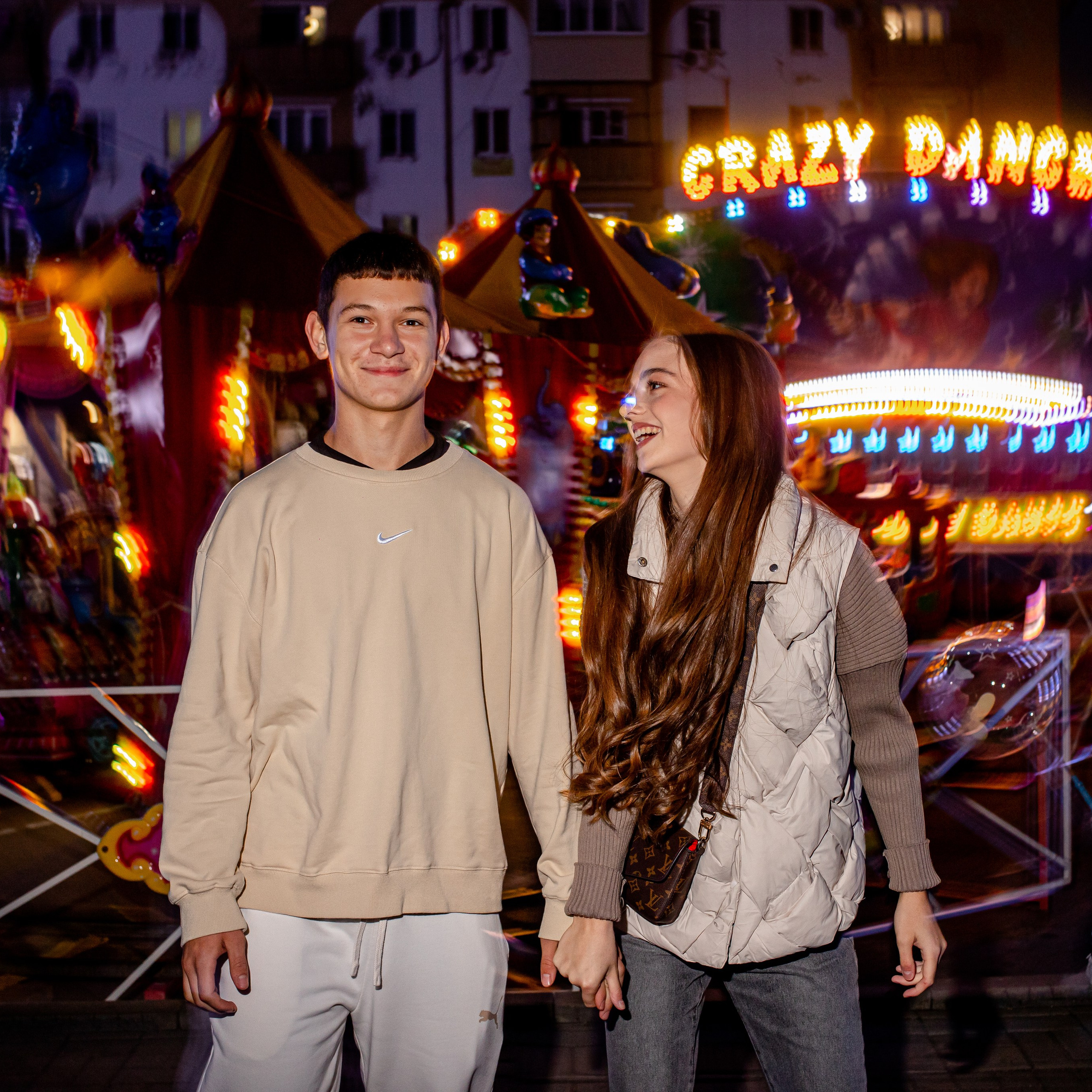 Любовь в парке аттракционов