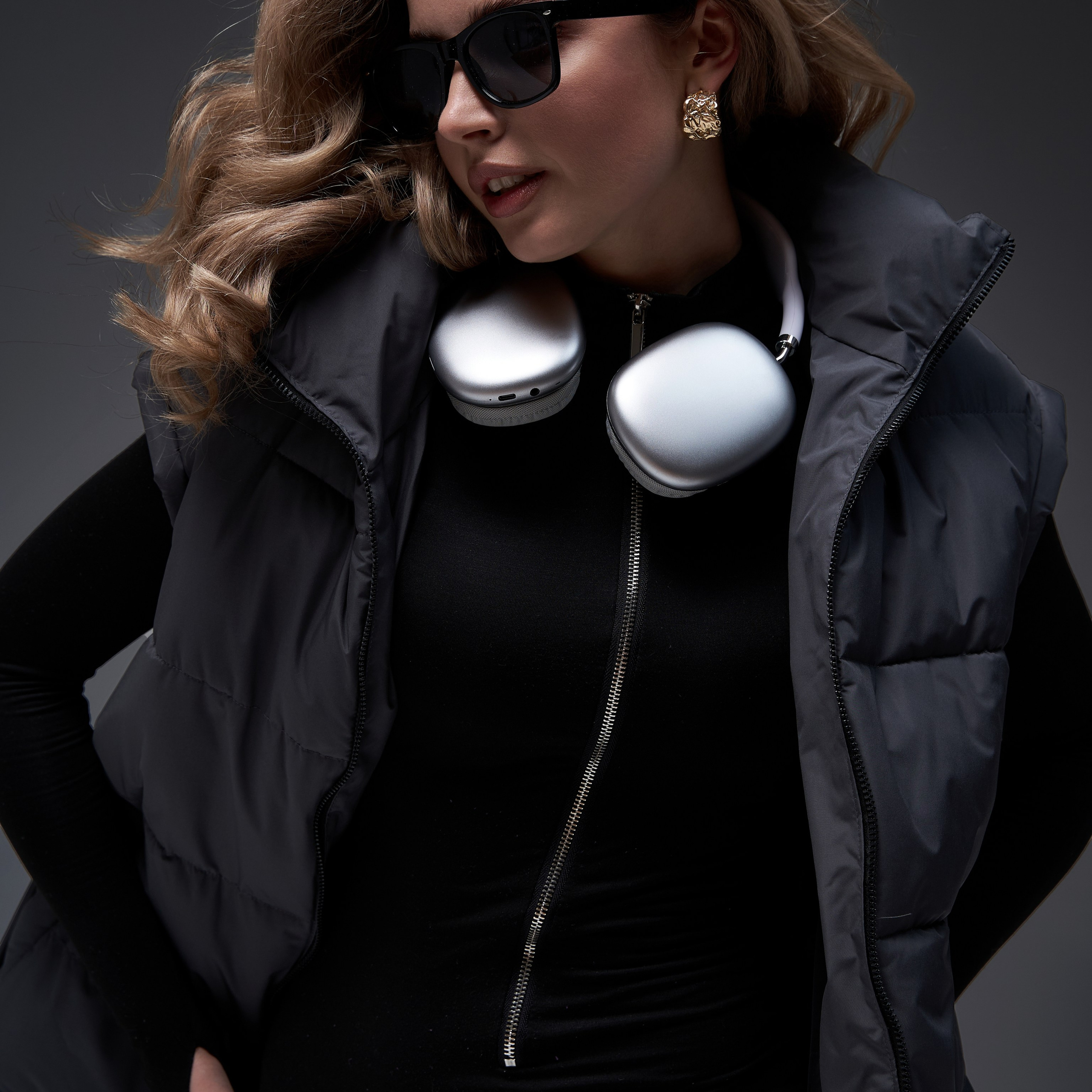 Желетки женские