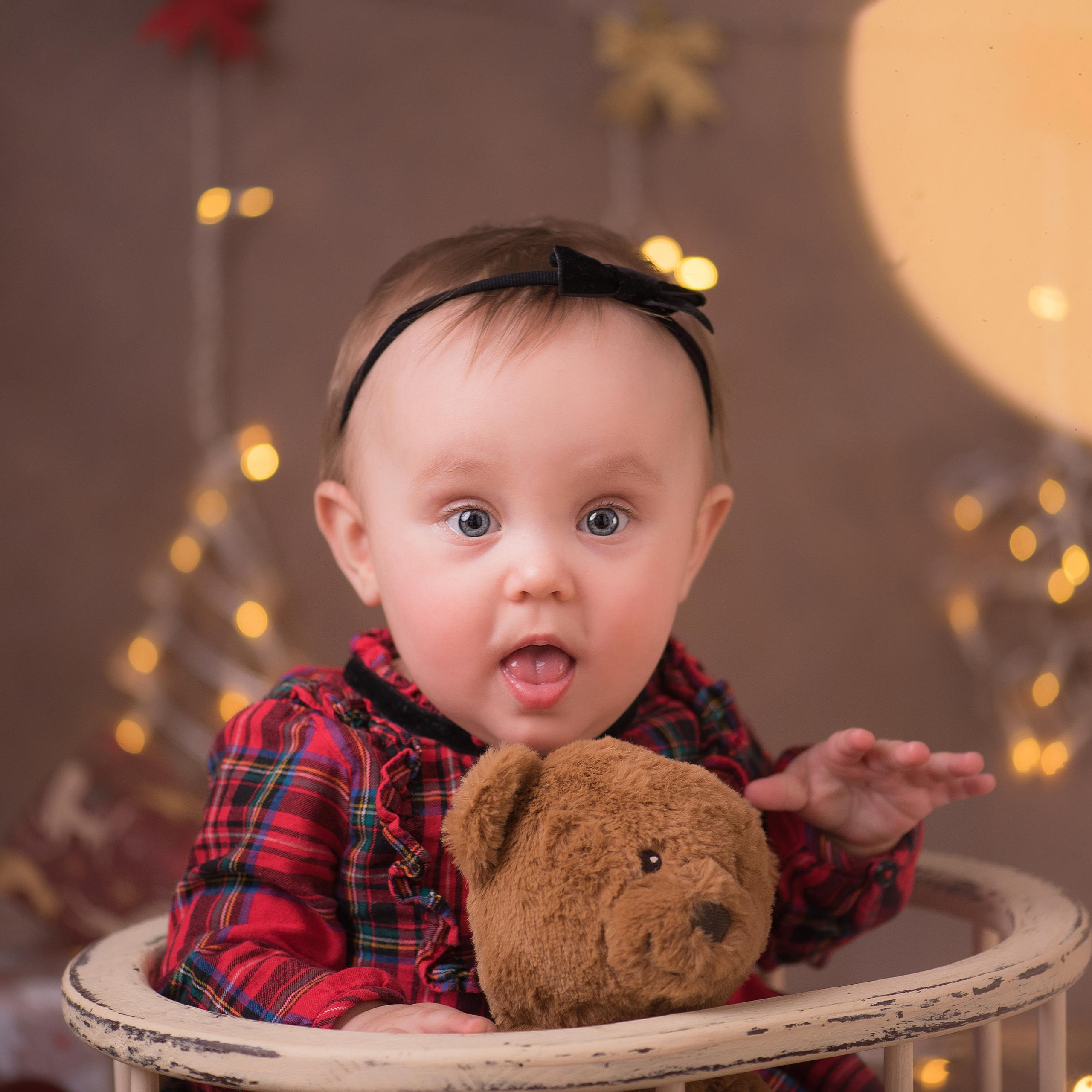 Настя, 8 месяцев