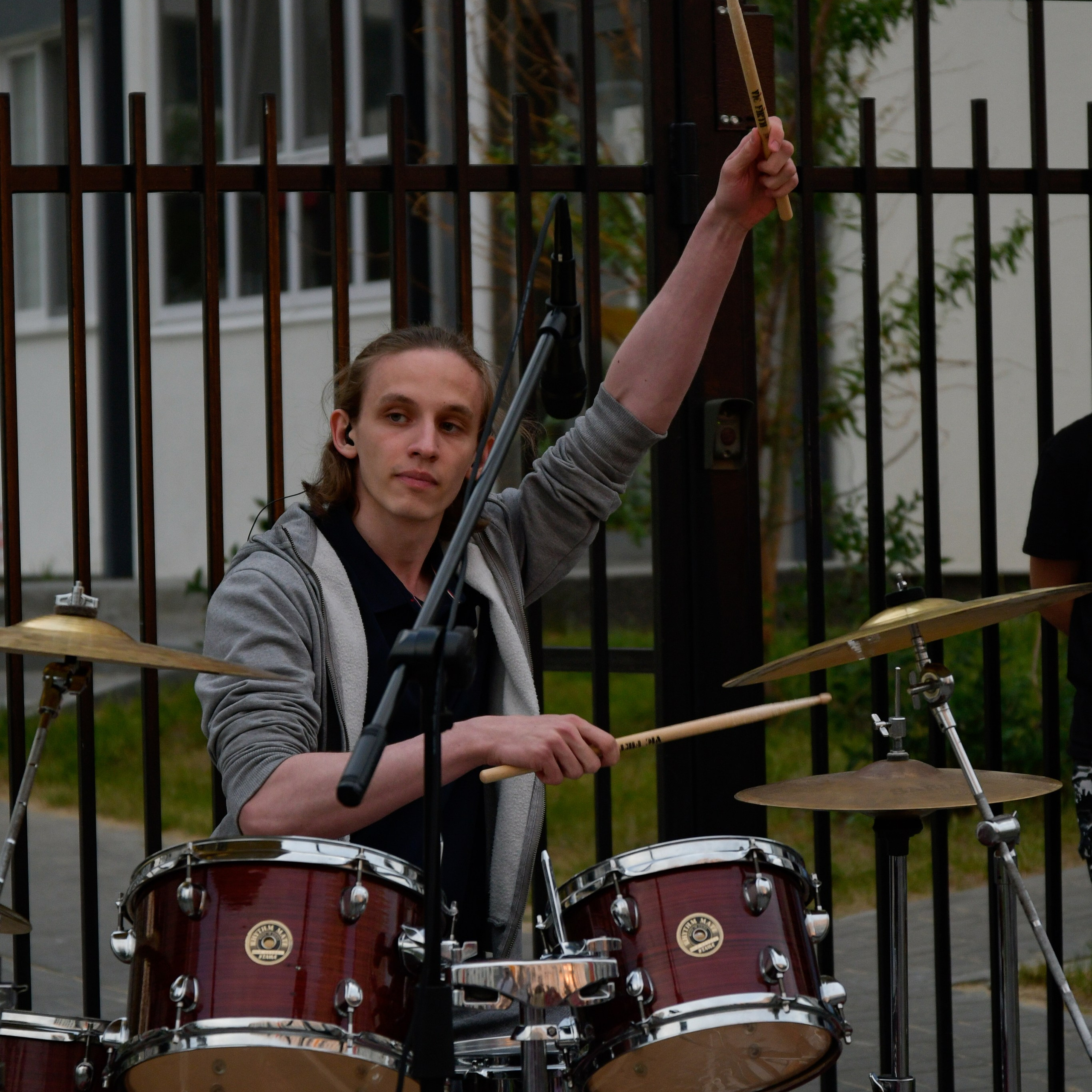 Концерт школы барабанов в соседском центре