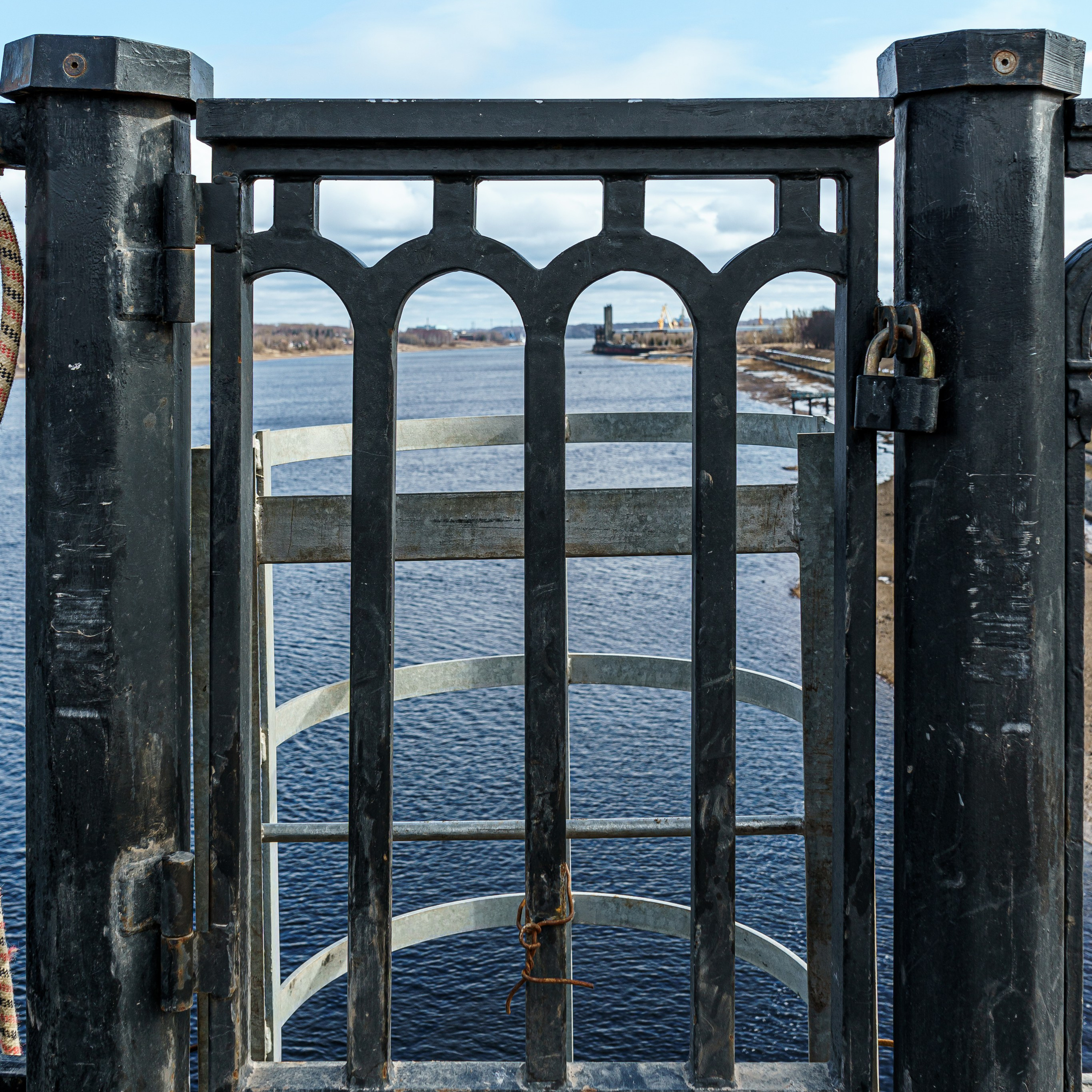 Волжский мост, рыбинск. Интерьерная съемка в Ярославле, Москве, Санкт-Петербурге