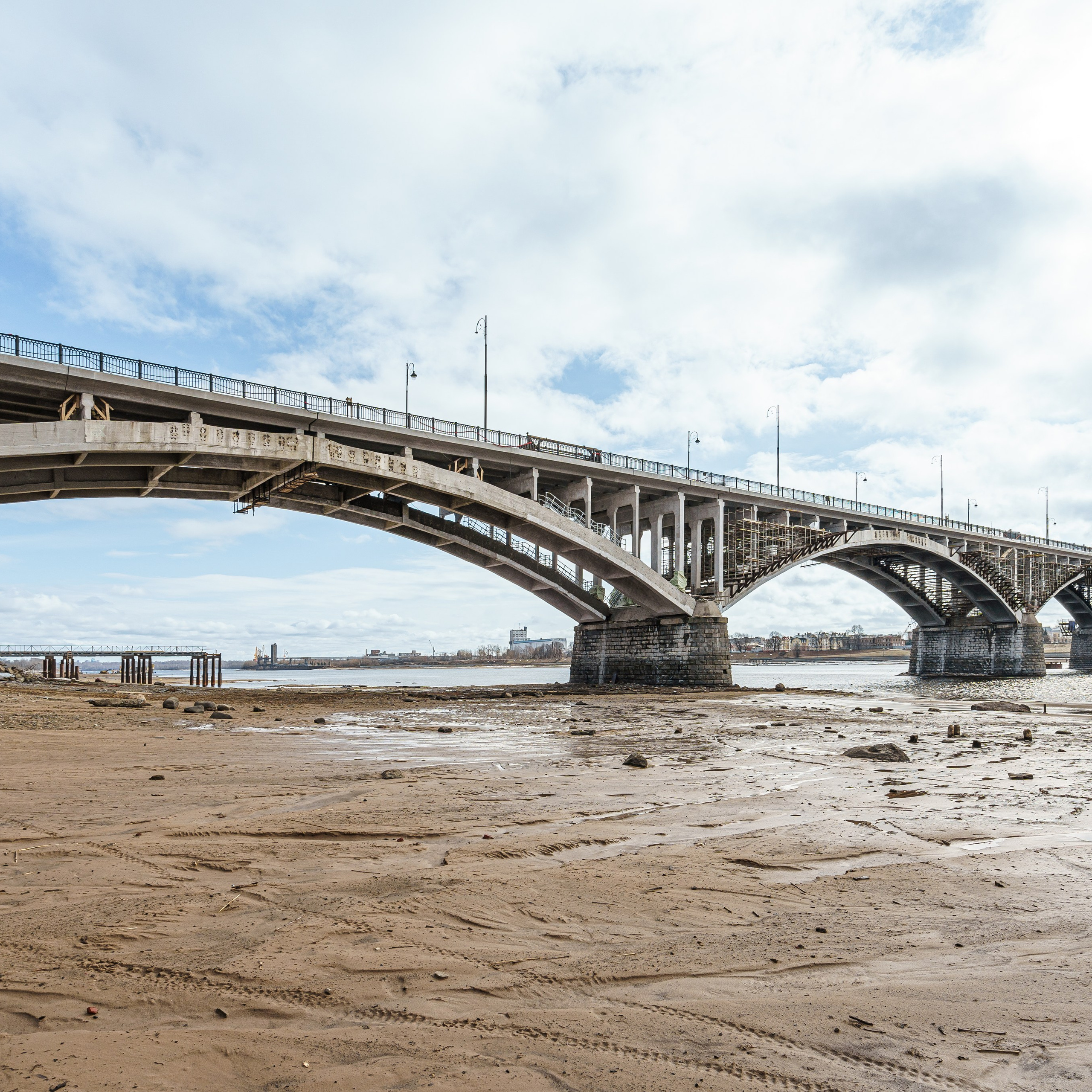 Волжский мост, рыбинск. Интерьерная съемка в Ярославле, Москве, Санкт-Петербурге