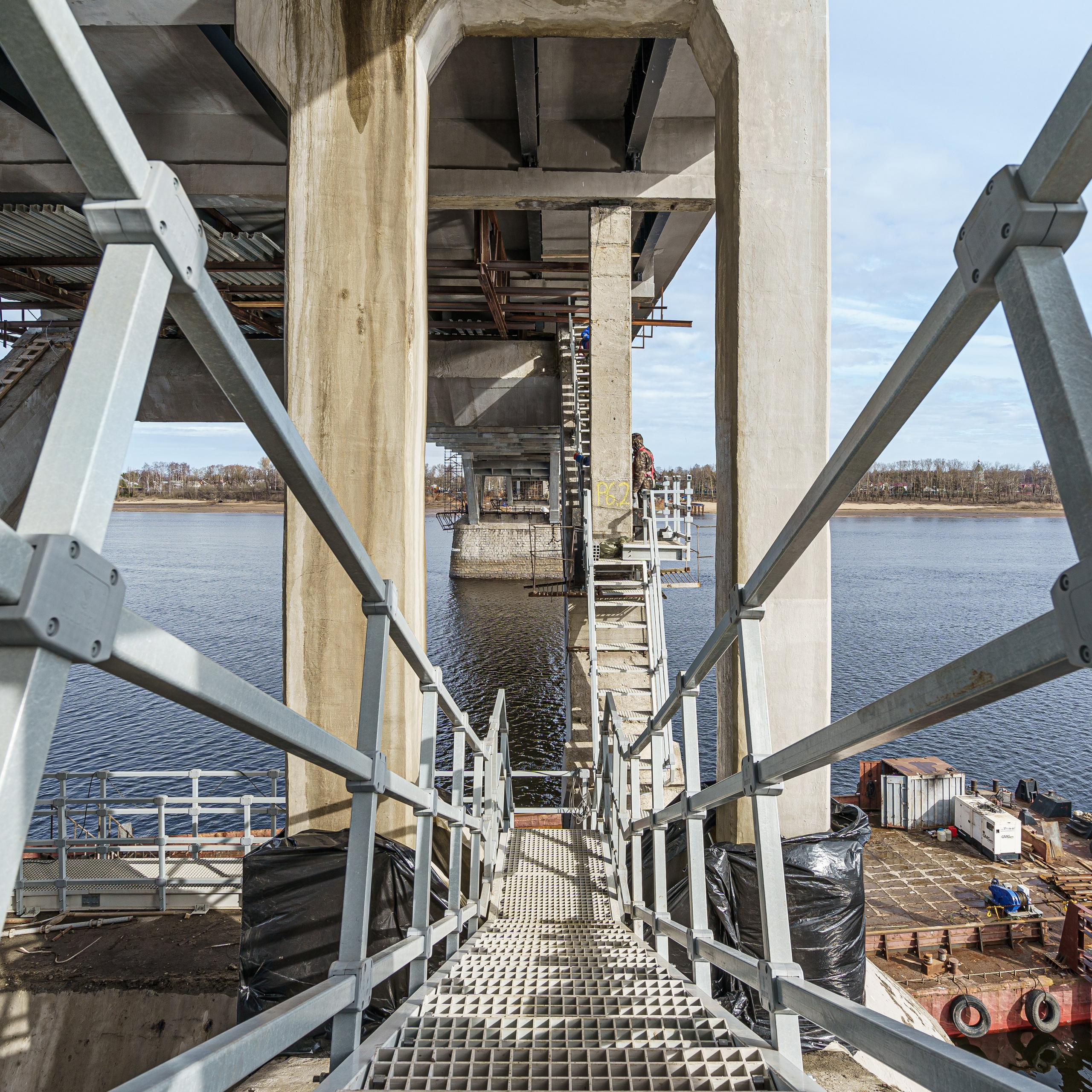 Волжский мост, рыбинск. Интерьерная съемка в Ярославле, Москве, Санкт-Петербурге