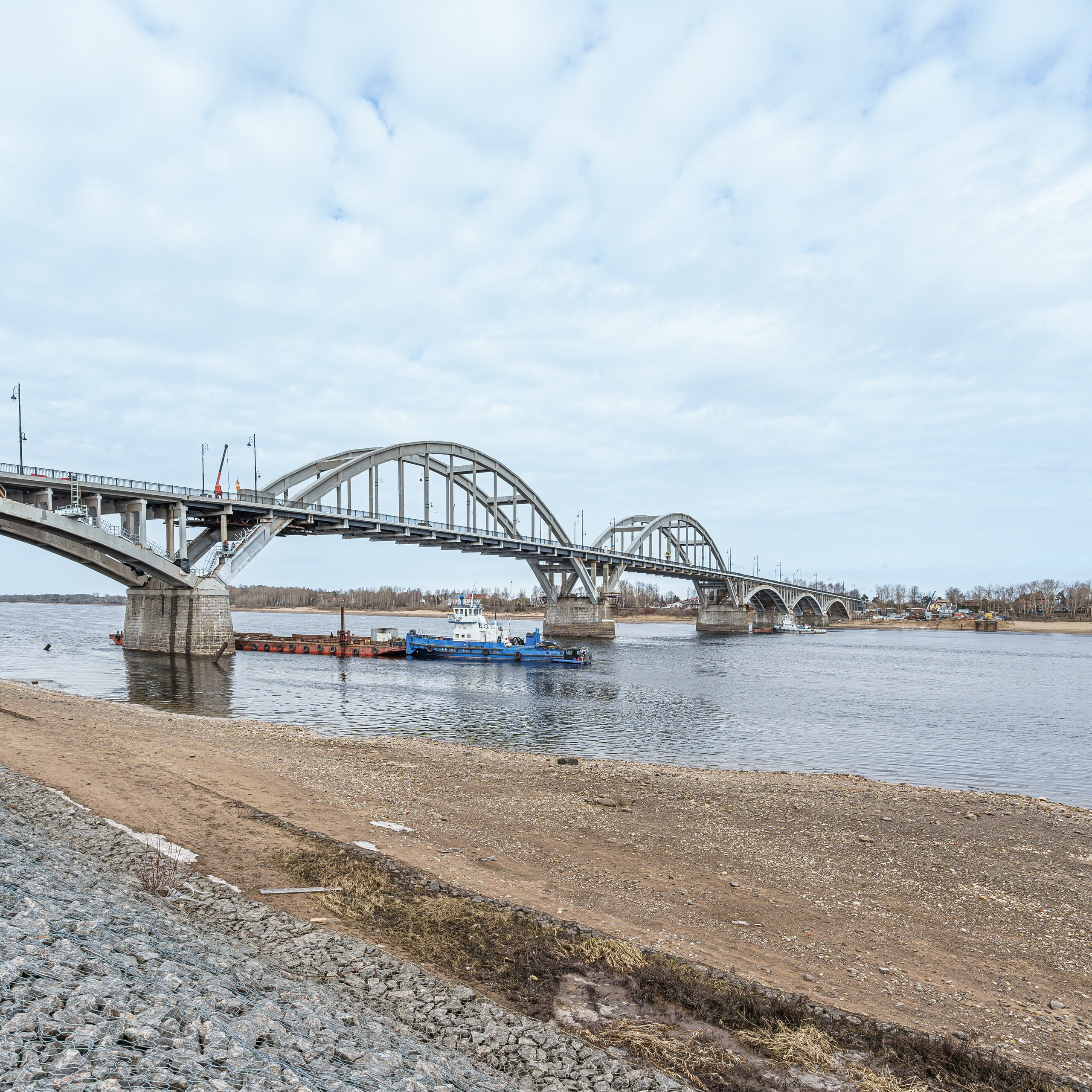 Волжский мост, рыбинск. Интерьерная съемка в Ярославле, Москве, Санкт-Петербурге