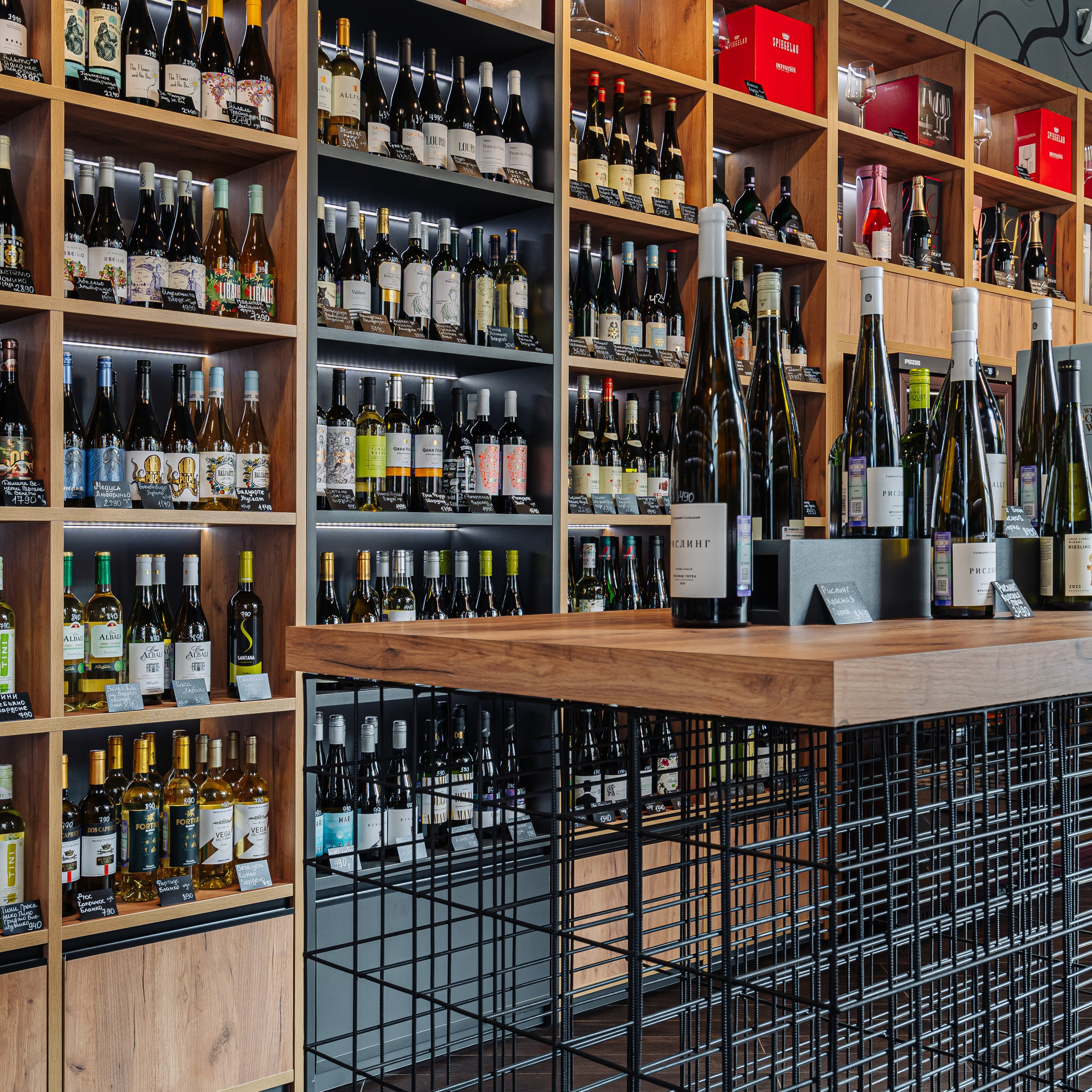 Wine&Whiskey. Интерьерная съемка в Ярославле, Москве, Санкт-Петербурге