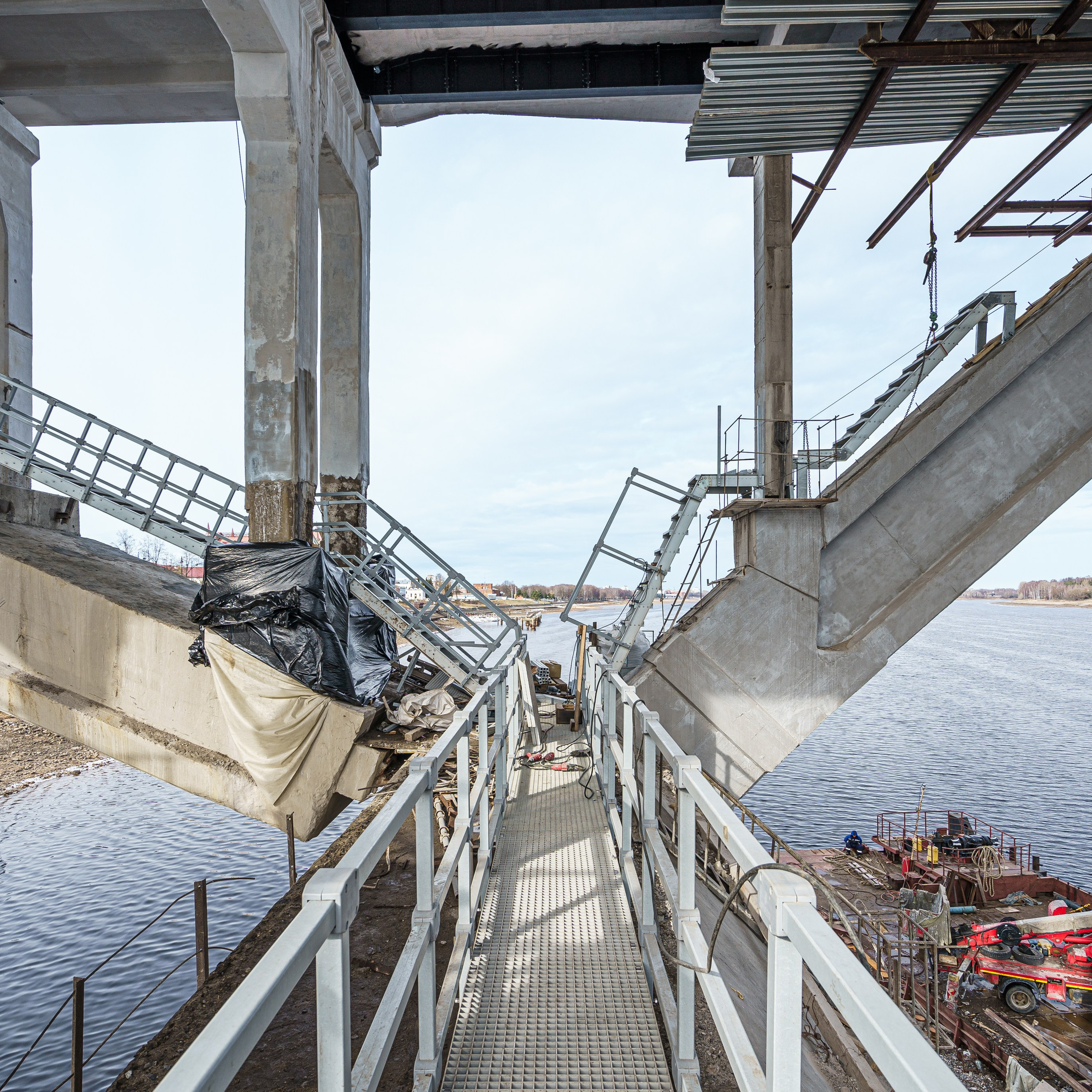 Волжский мост, рыбинск. Интерьерная съемка в Ярославле, Москве, Санкт-Петербурге