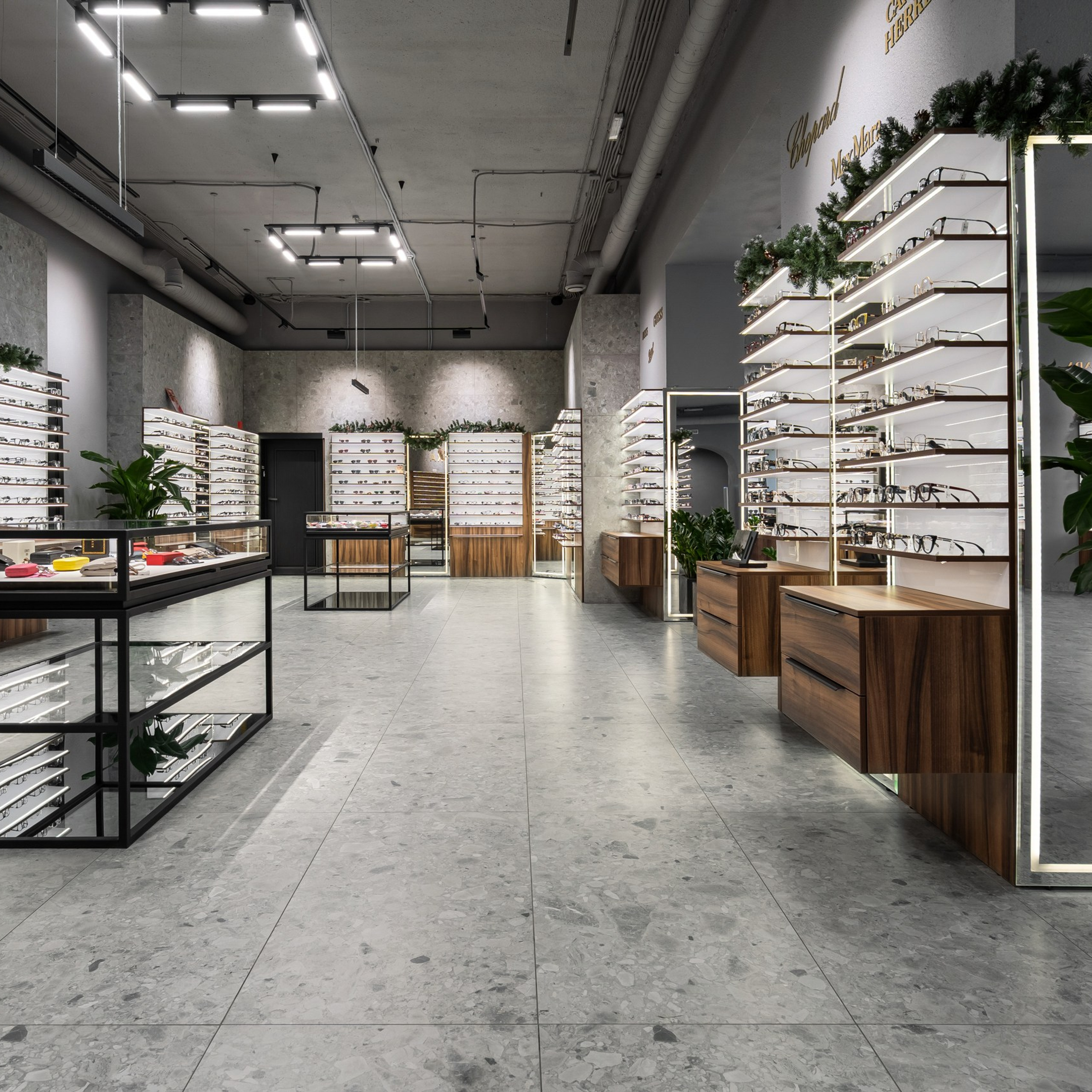 BAG оптика. Интерьерная съемка в Ярославле, Москве, Санкт-Петербурге