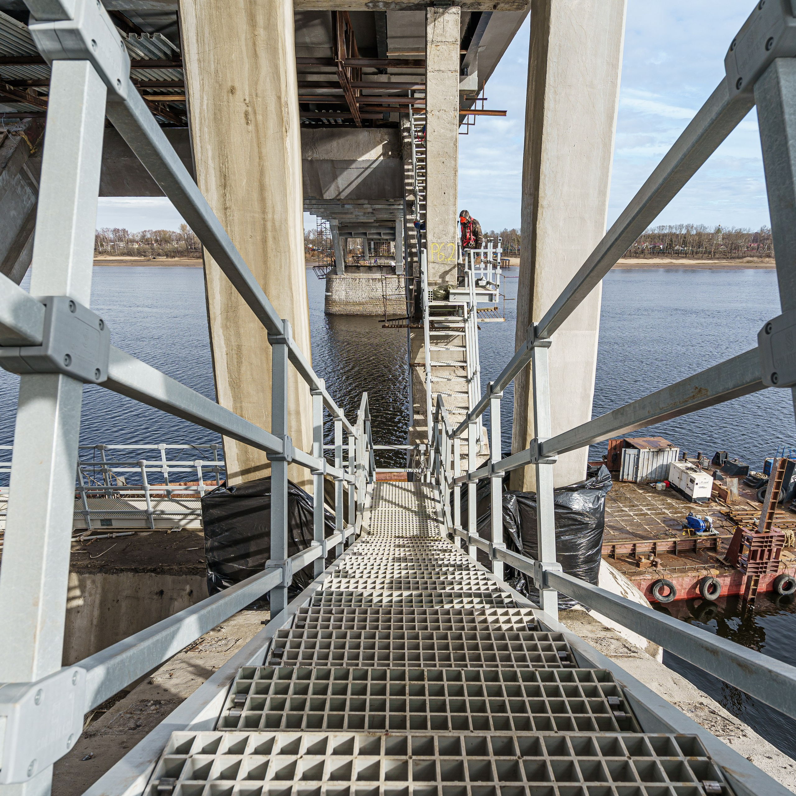 Волжский мост, рыбинск. Интерьерная съемка в Ярославле, Москве, Санкт-Петербурге