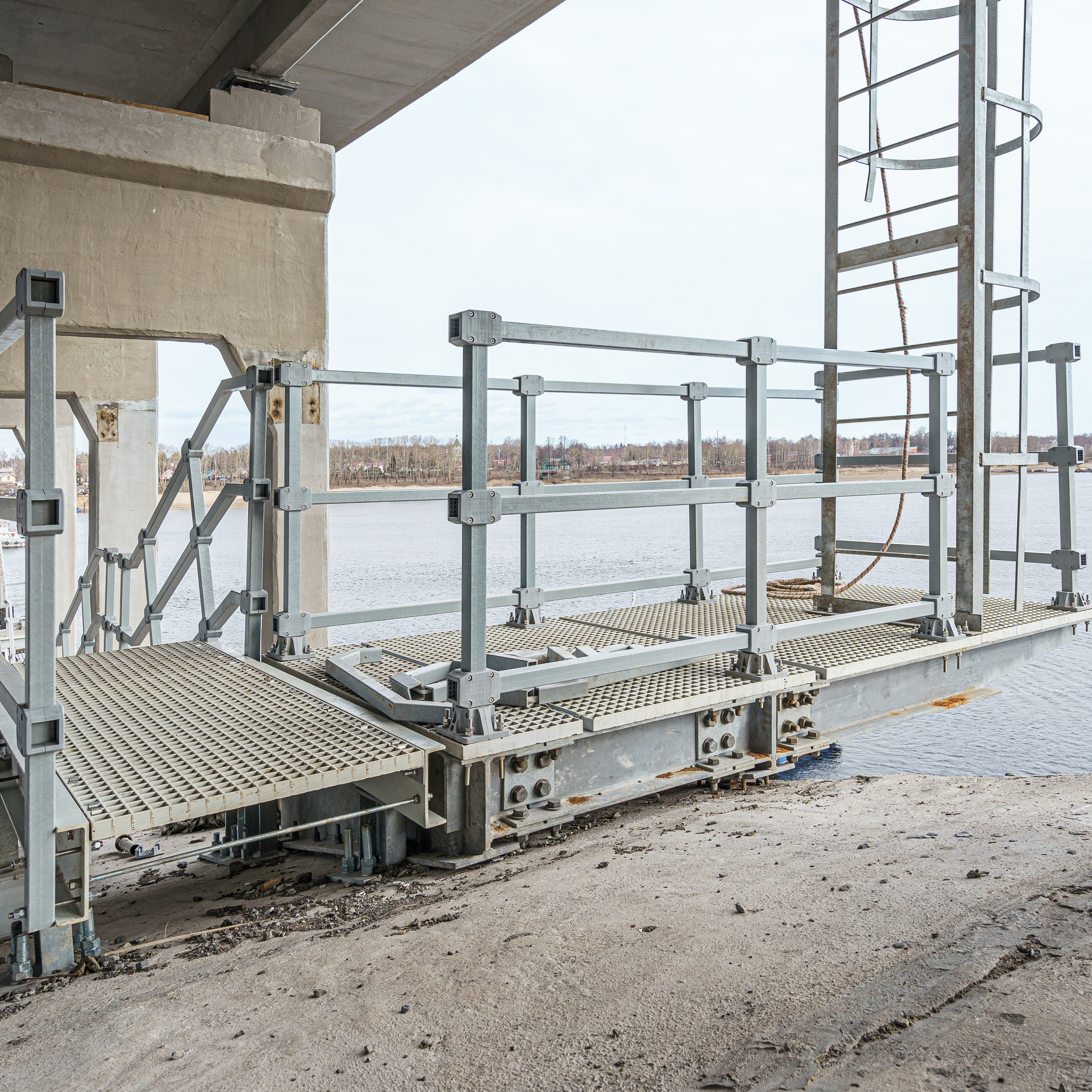 Волжский мост, рыбинск. Интерьерная съемка в Ярославле, Москве, Санкт-Петербурге